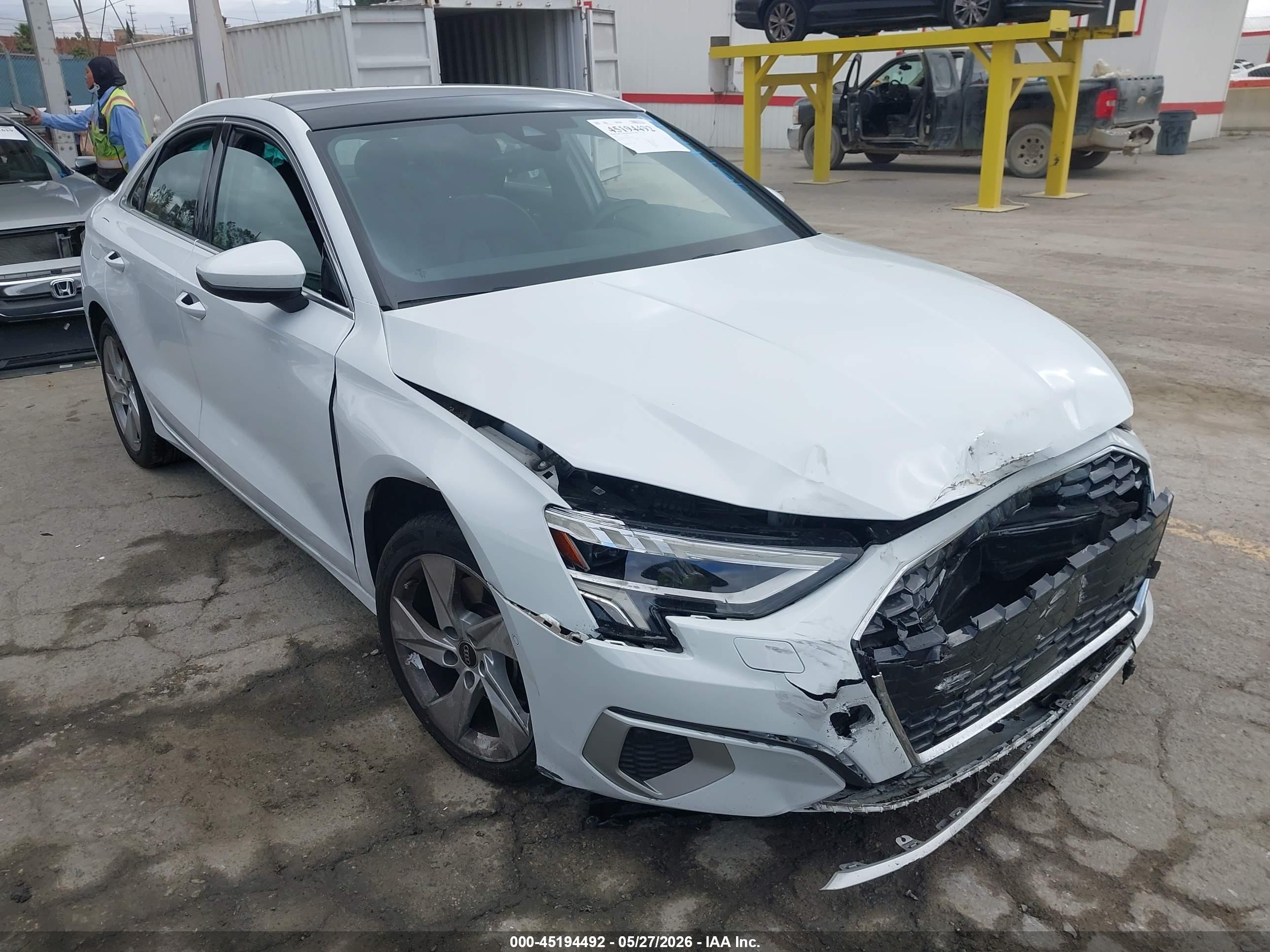 2023 Audi A3 Premium, VIN WAUGUDGY9PA136621 — Перед