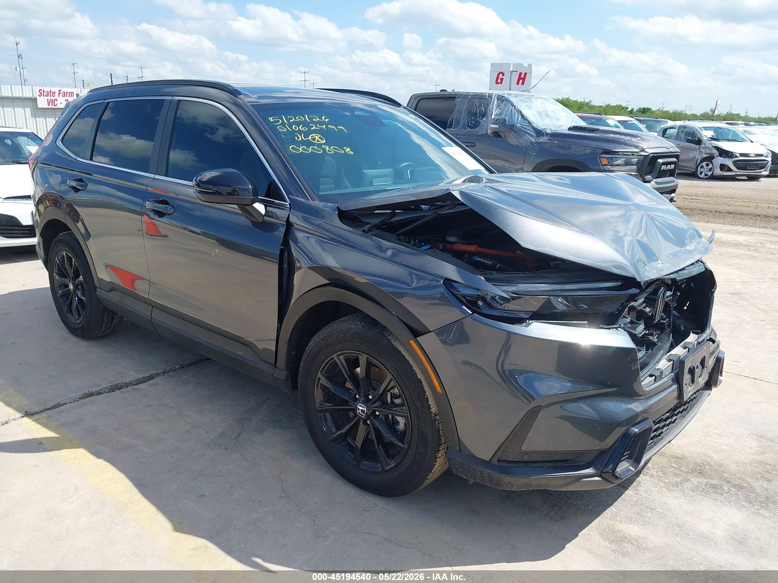 2025 Honda CR-V Sport-L, VIN 7FARS5H80SE000808 — Front end