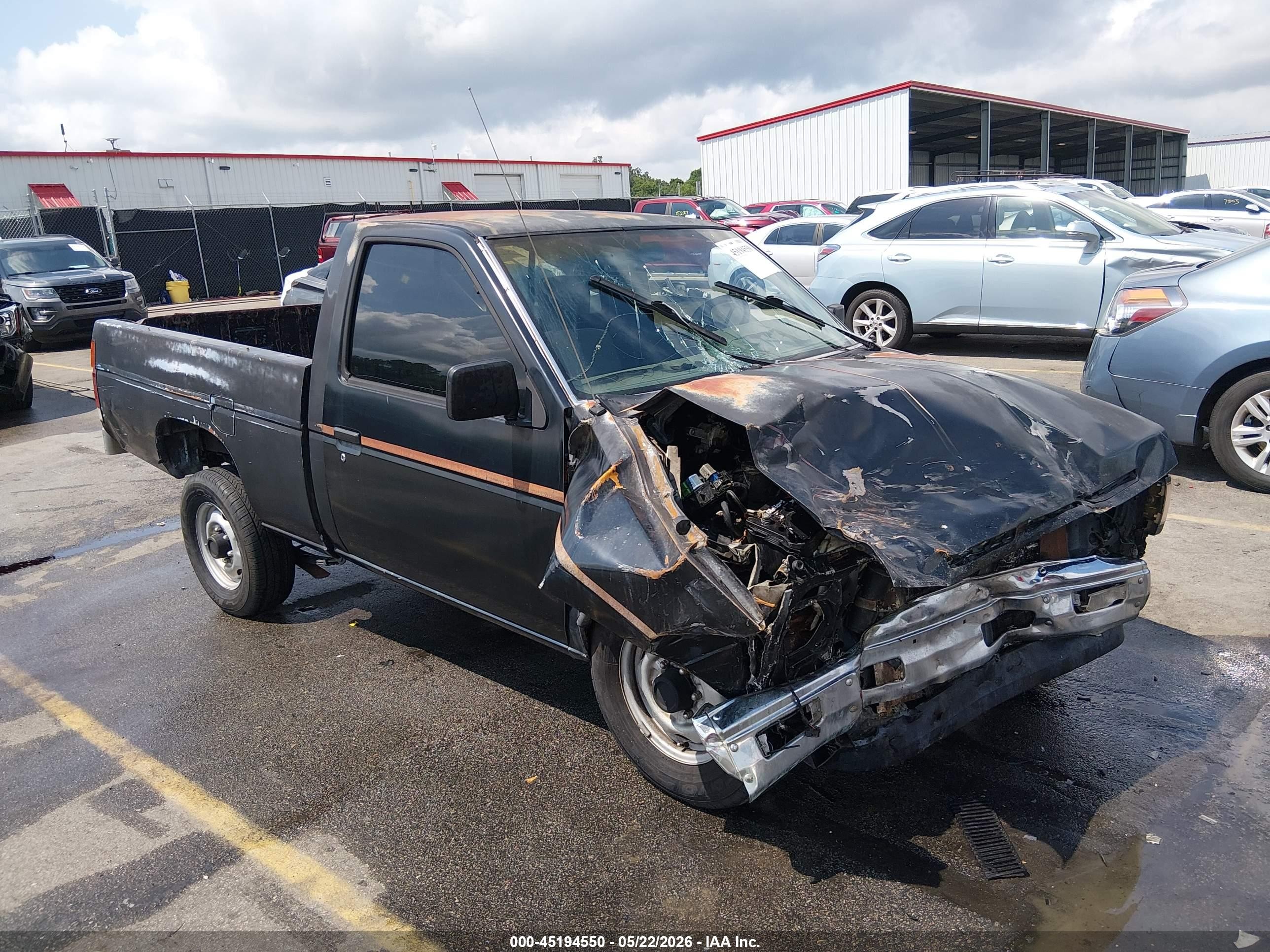 1990 Nissan Frontier, VIN 1N6SD11S7LC425332 — Front end
