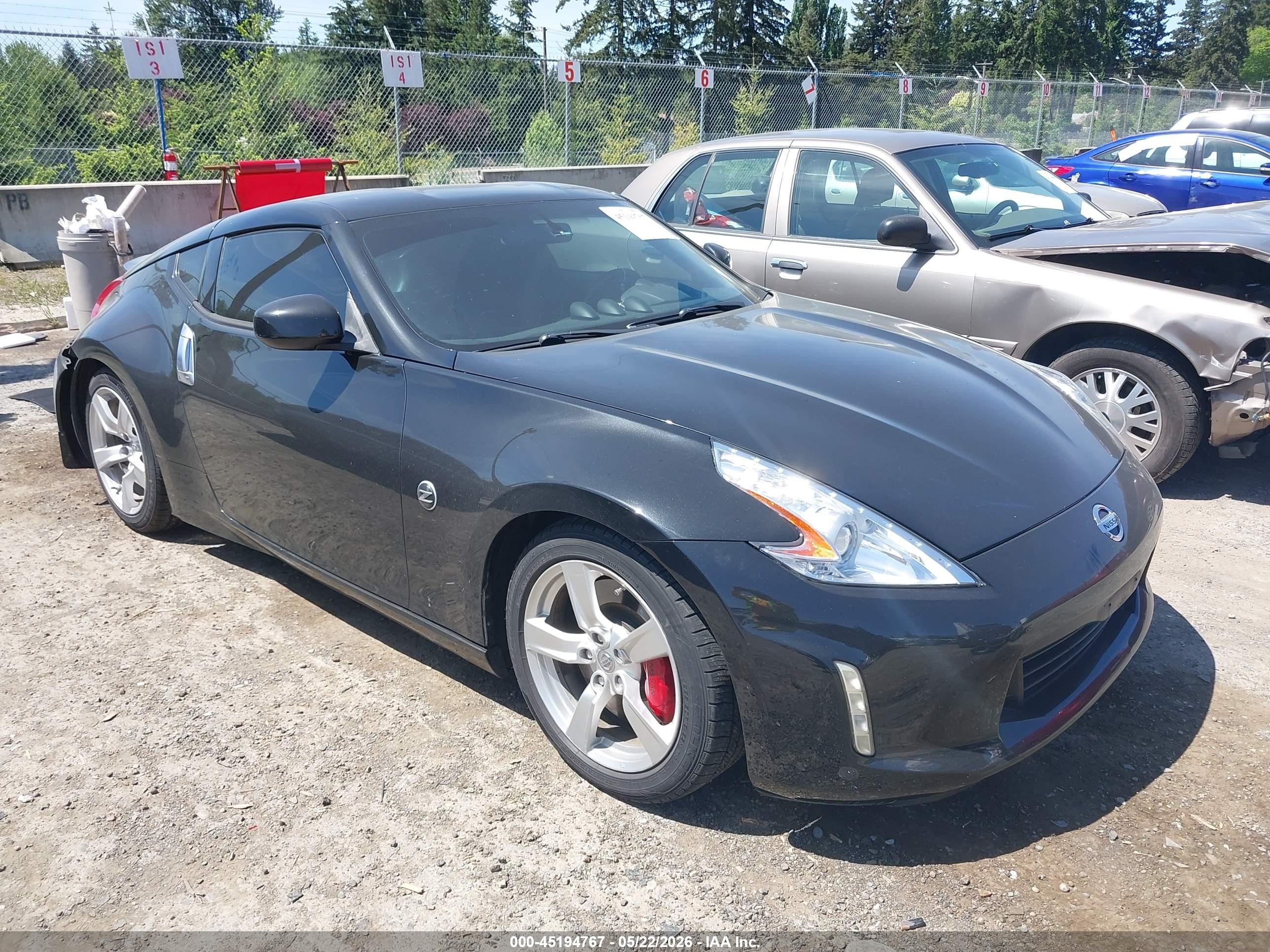 2013 Nissan 370Z, VIN JN1AZ4EH4DM384110 — Rear end
