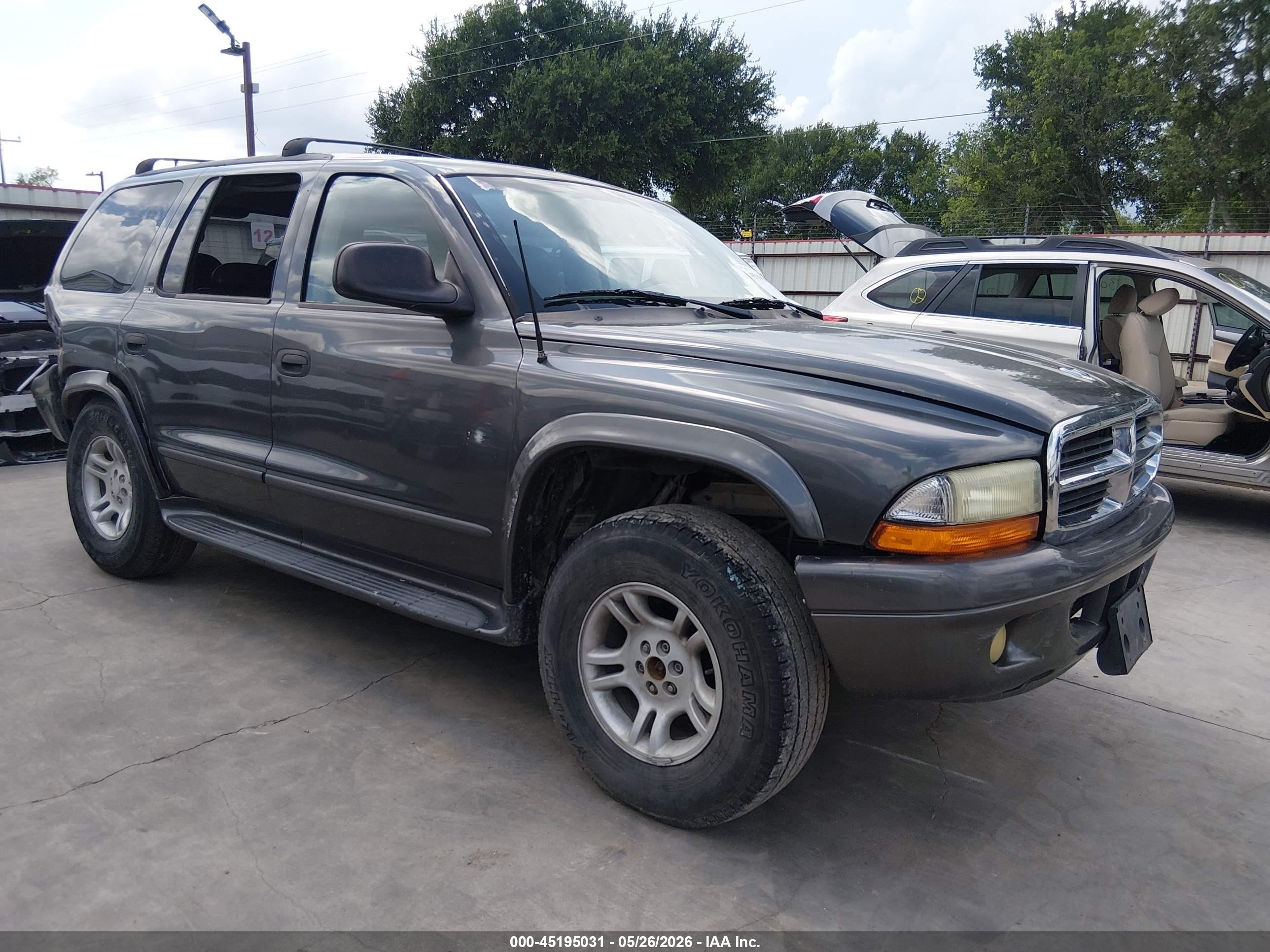 2002 Dodge Durango SLT, VIN 1B4HS48N32F161850 — Side