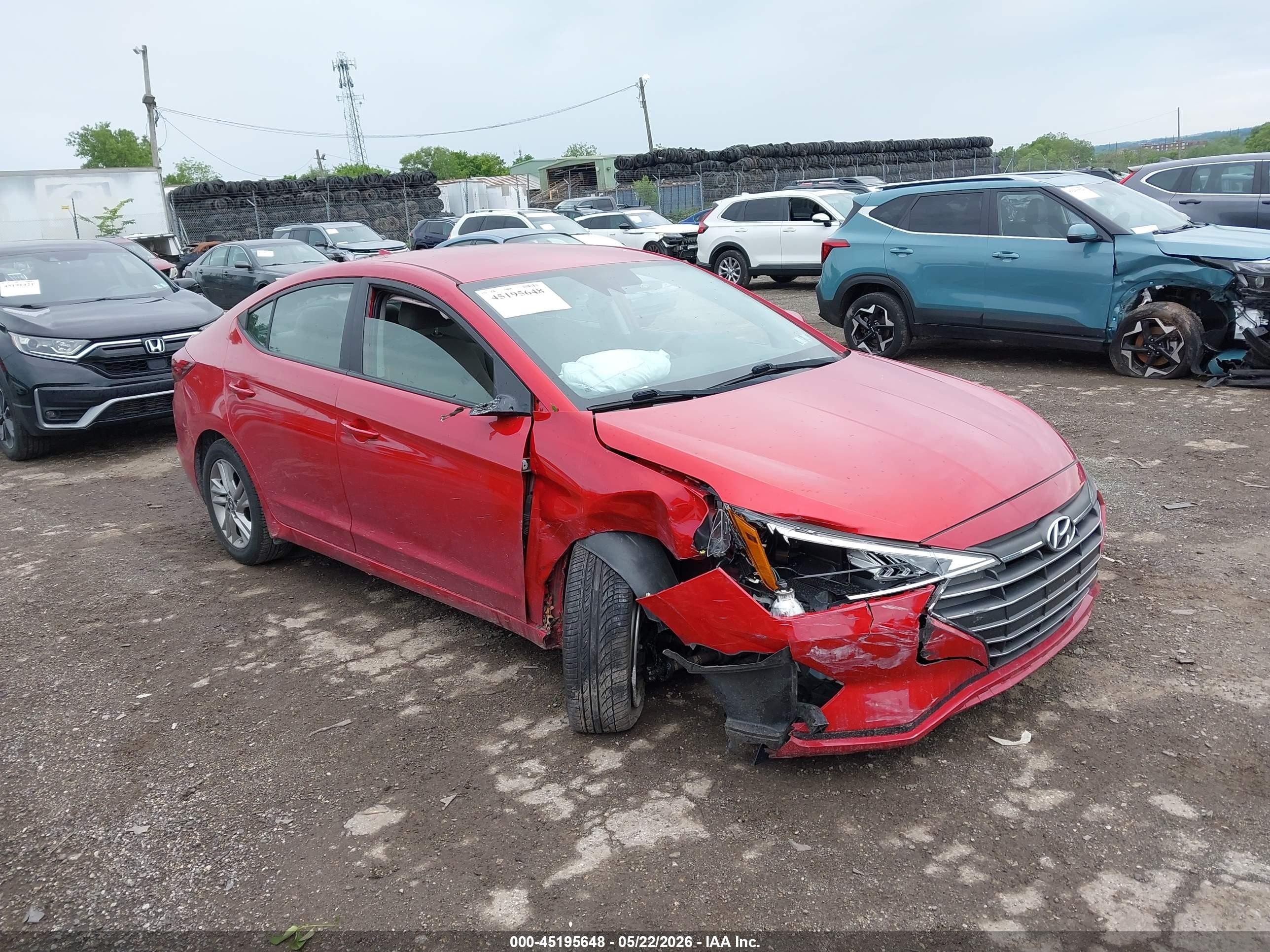 2020 Hyundai Elantra Value Edition, VIN 5NPD84LFXLH562819 — Front end