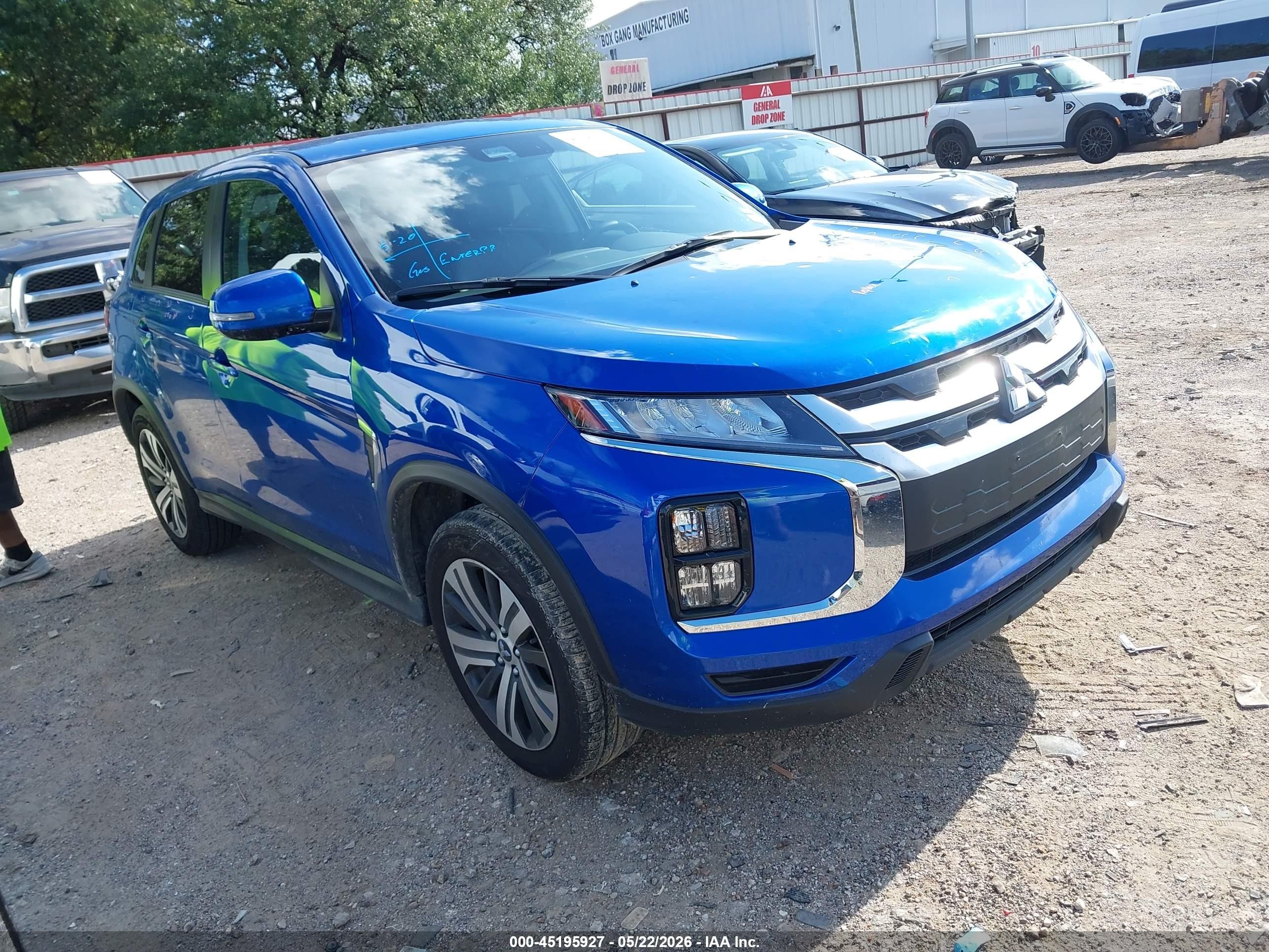 2026 Mitsubishi Outlander S, VIN JA4ARUAU3TU000794 — Крыша