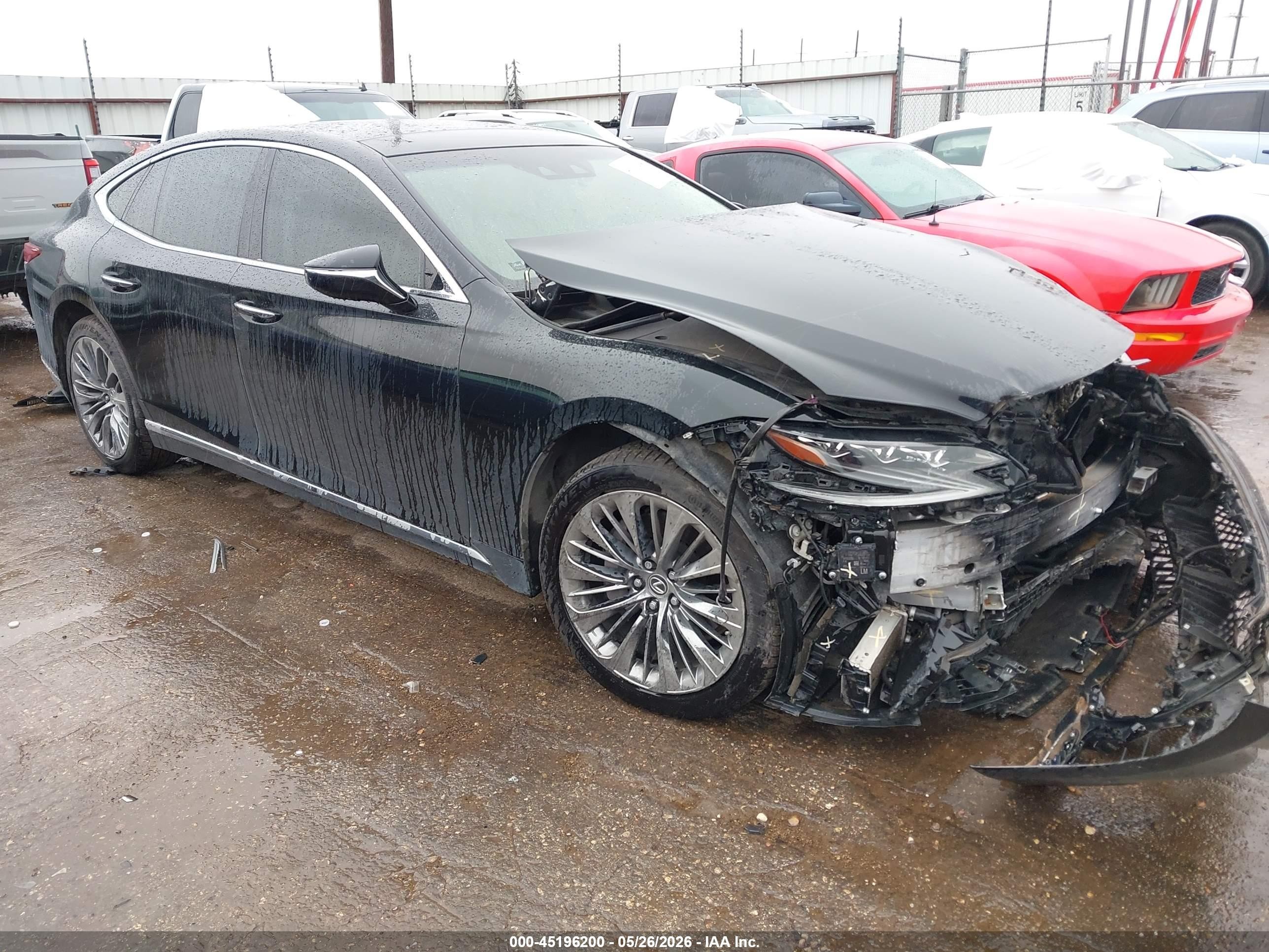 2018 Lexus LS 500, VIN JTHC5LFF8J5002092 — Front end