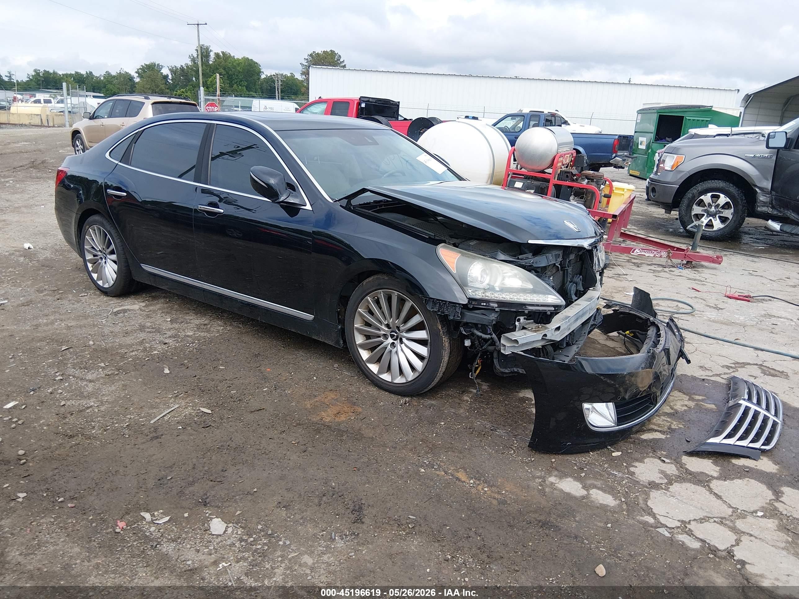 2015 Hyundai Equus Signature, VIN KMHGH4JH2FU092745 — Front end
