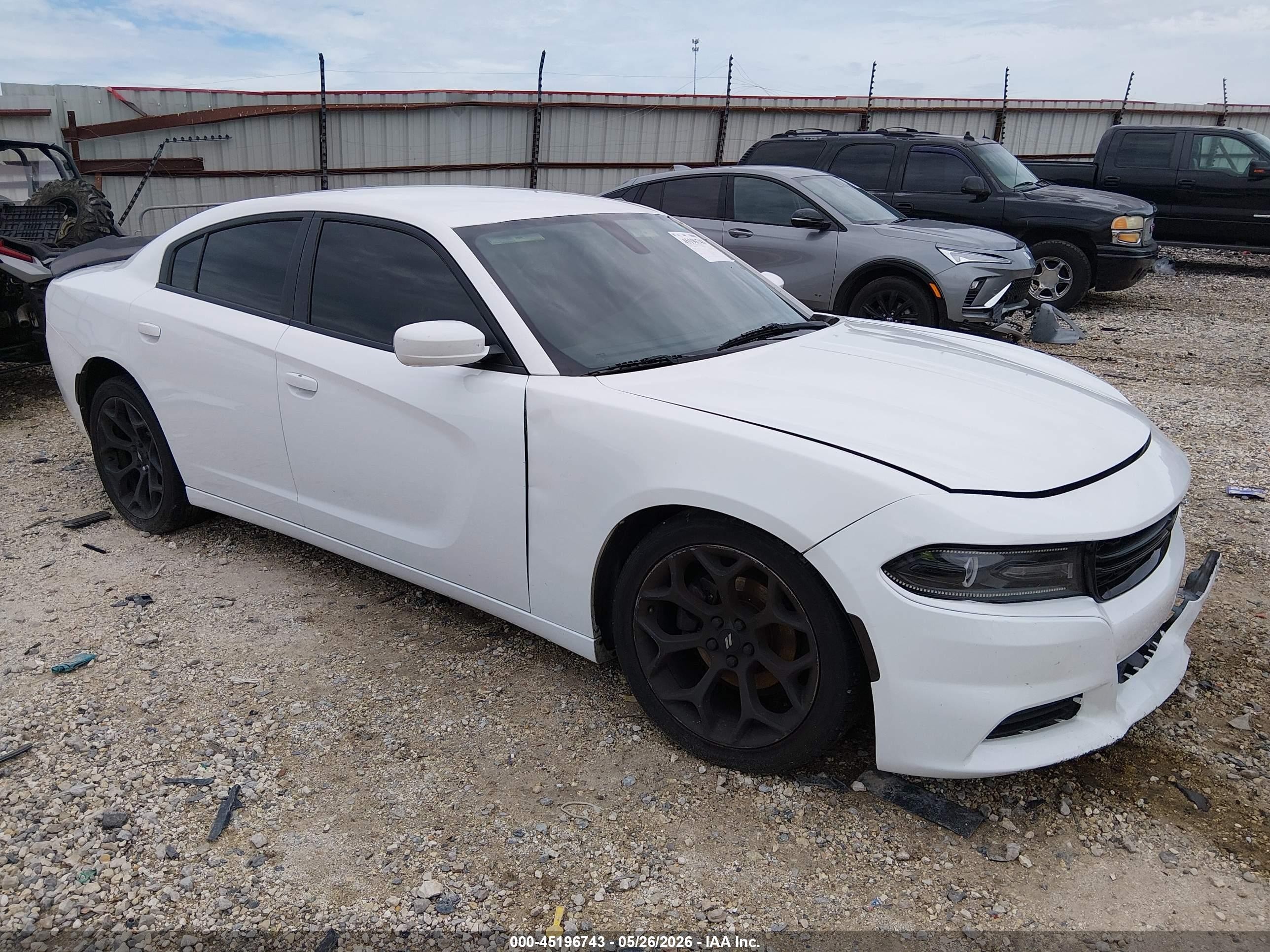 2019 Dodge Charger SXT, VIN 2C3CDXBG4KH628313 — Front end