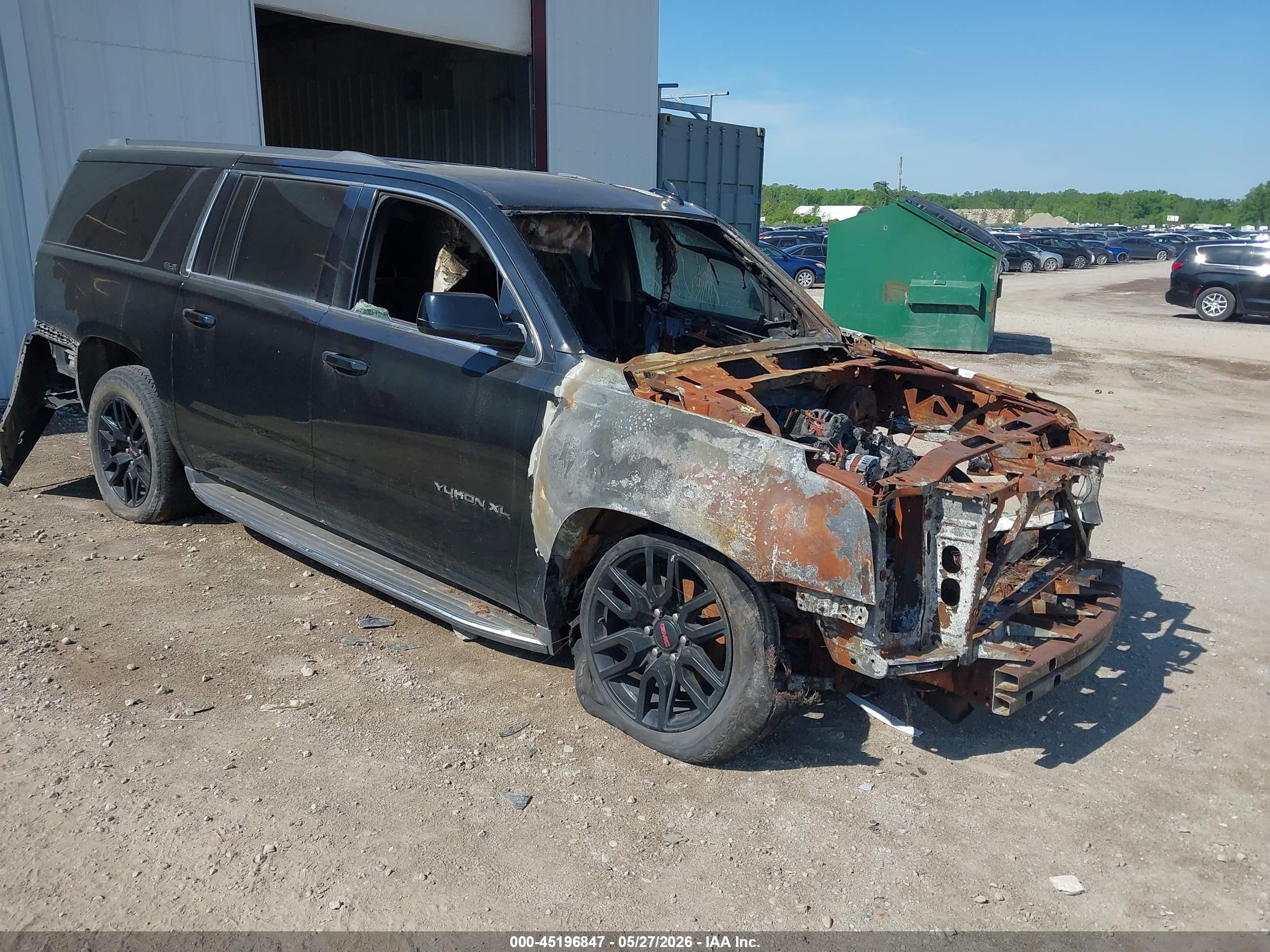 2016 GMC Yukon XL SLE, VIN 1GKS2FKC5GR332538 — Engine fire