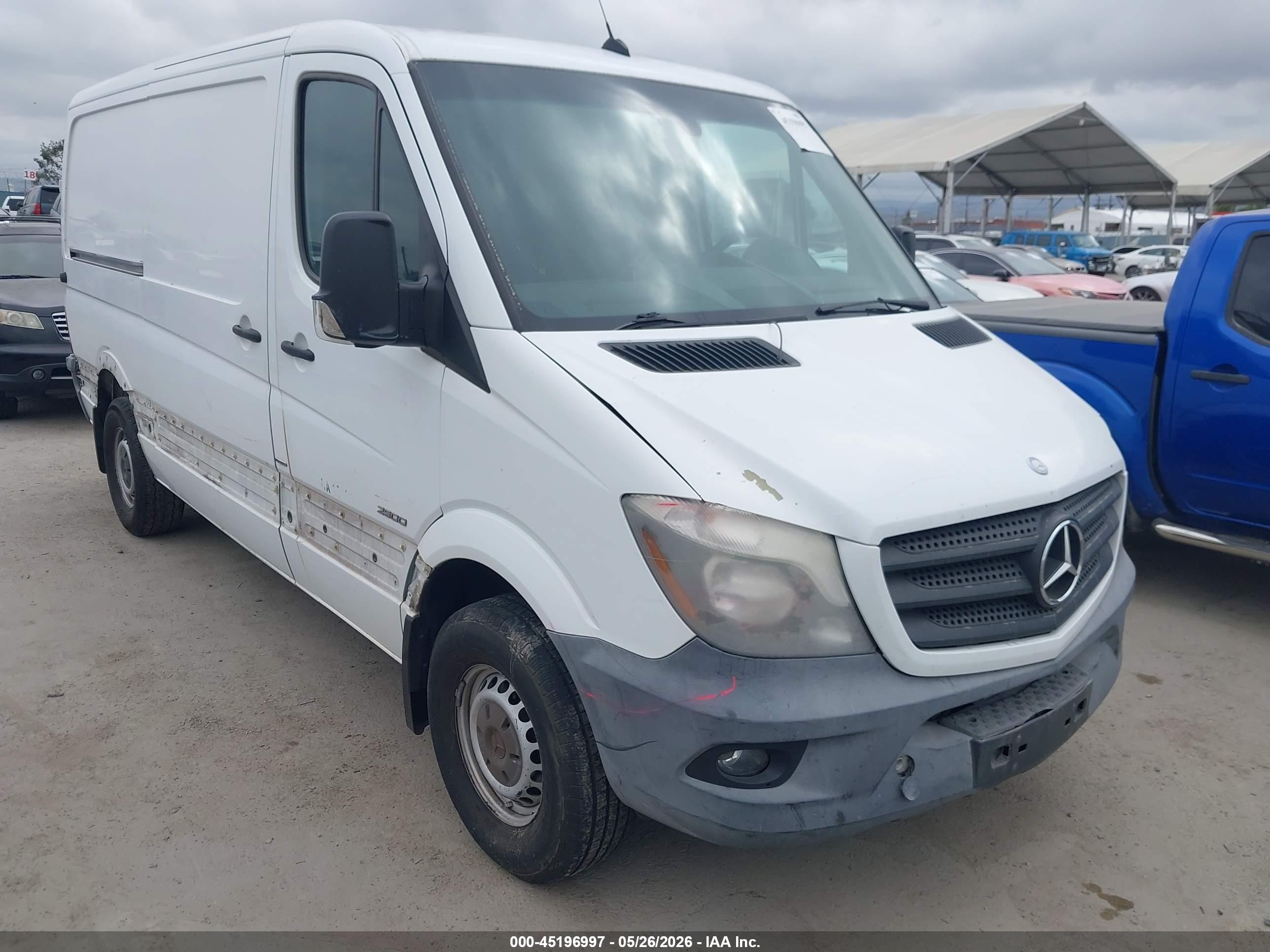 2014 Mercedes-Benz Sprinter Cargo, VIN WD3PE7DC8E5860973 — Side