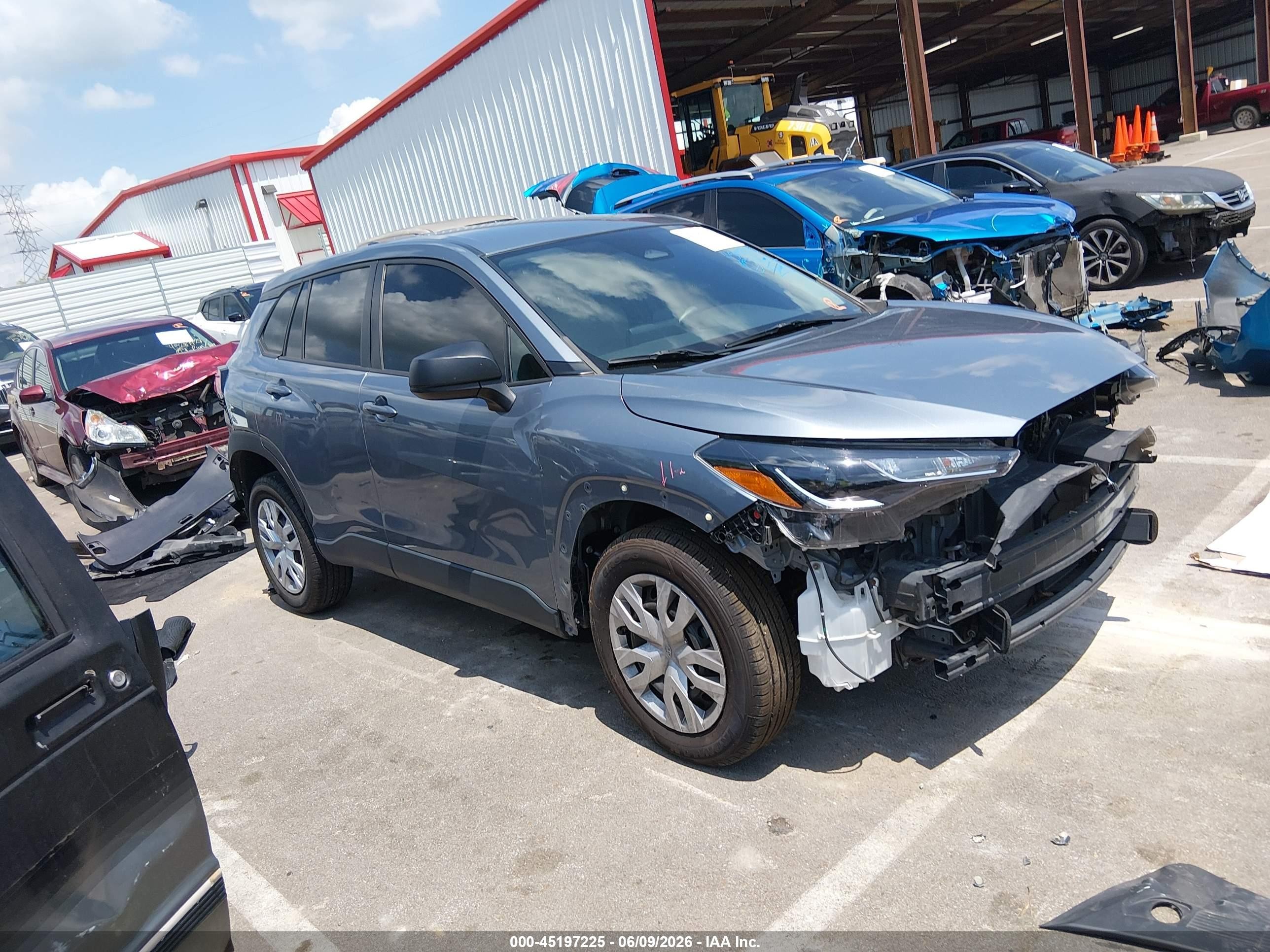 2023 Toyota Corolla Cross L, VIN 7MUAAAAG7PV050328 — По всему кузову