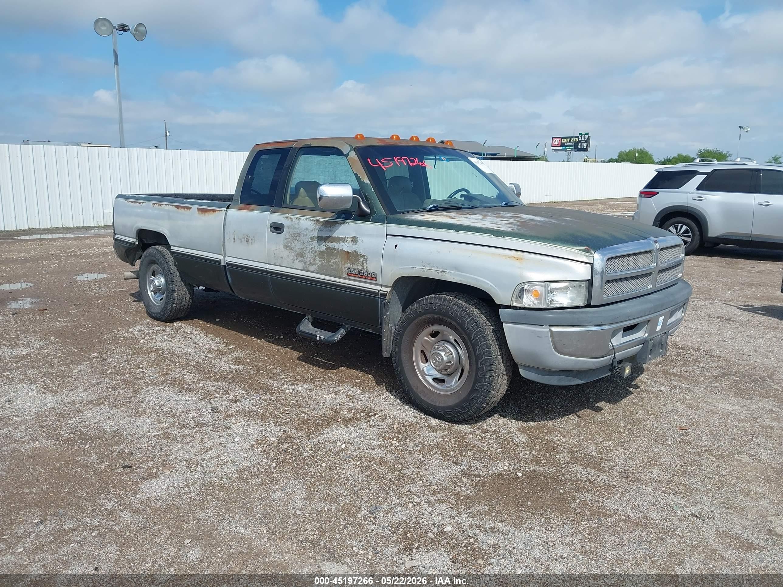 1997 Dodge 2500, VIN 3B7KC23DXVM518602 — Normal wear