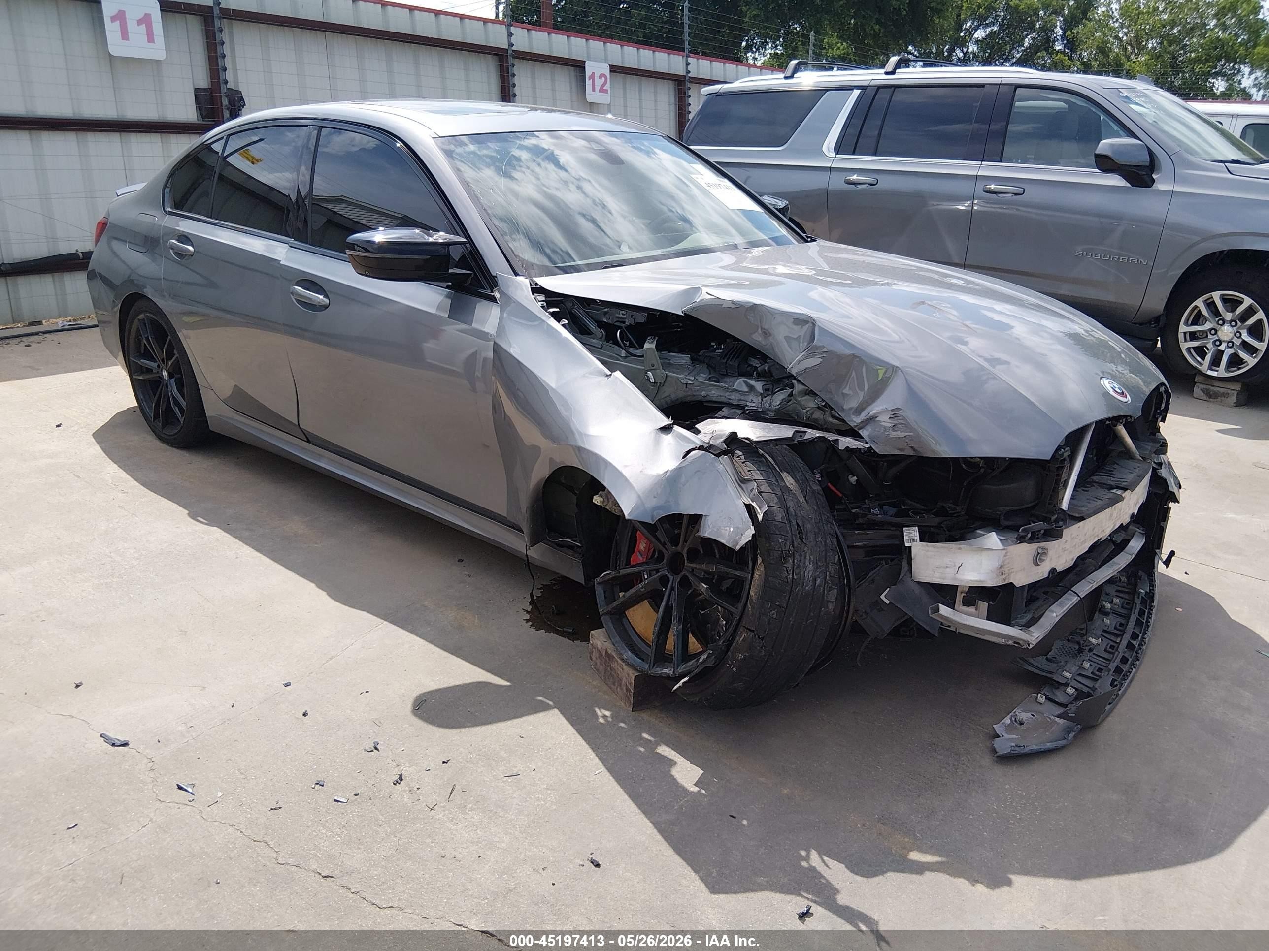 2023 BMW 3 Series M340i, VIN 3MW49FS00P8C97663 — Перед