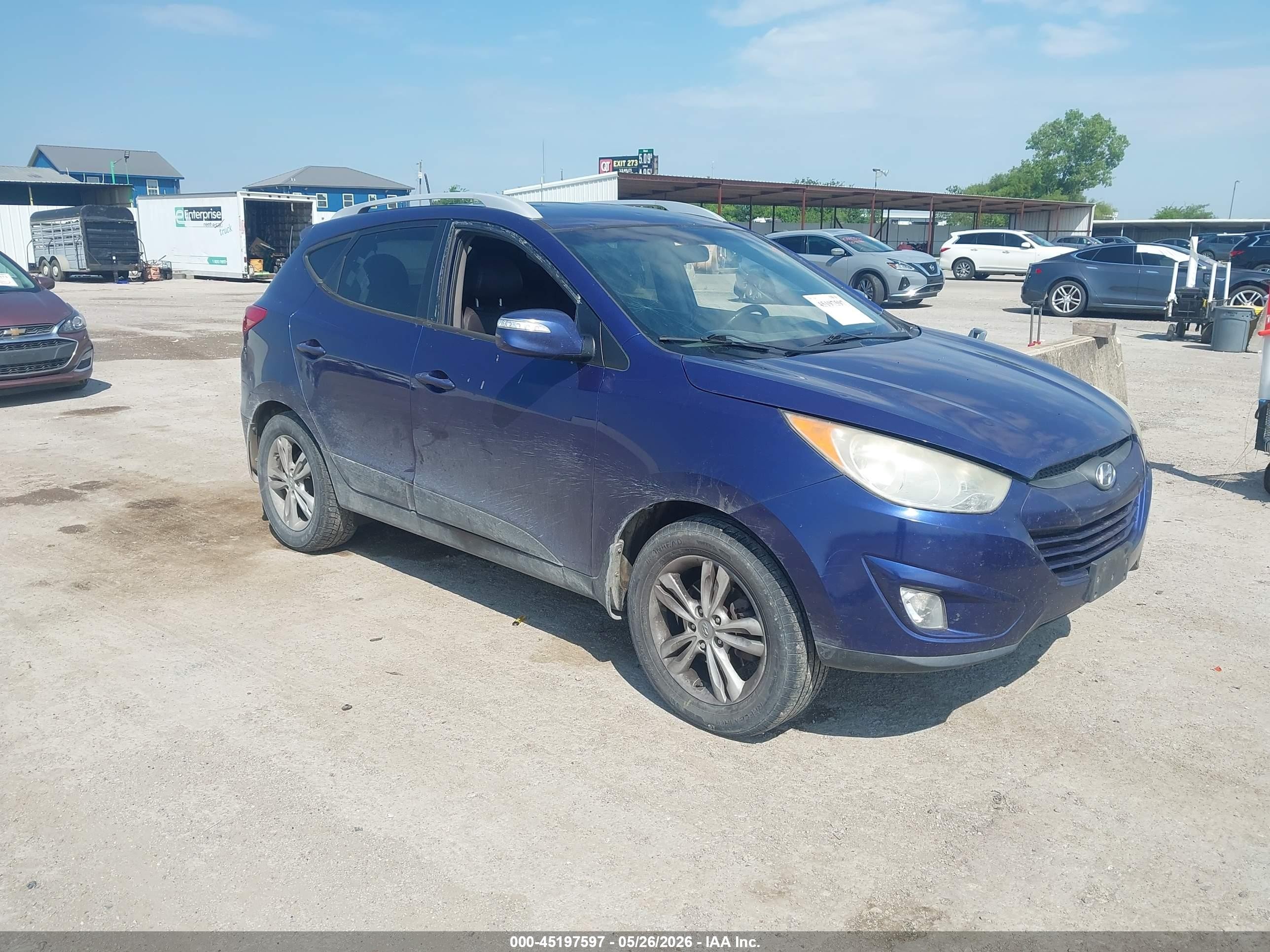 2013 Hyundai Tucson Limited, VIN KM8JU3AC5DU562571 — Перед