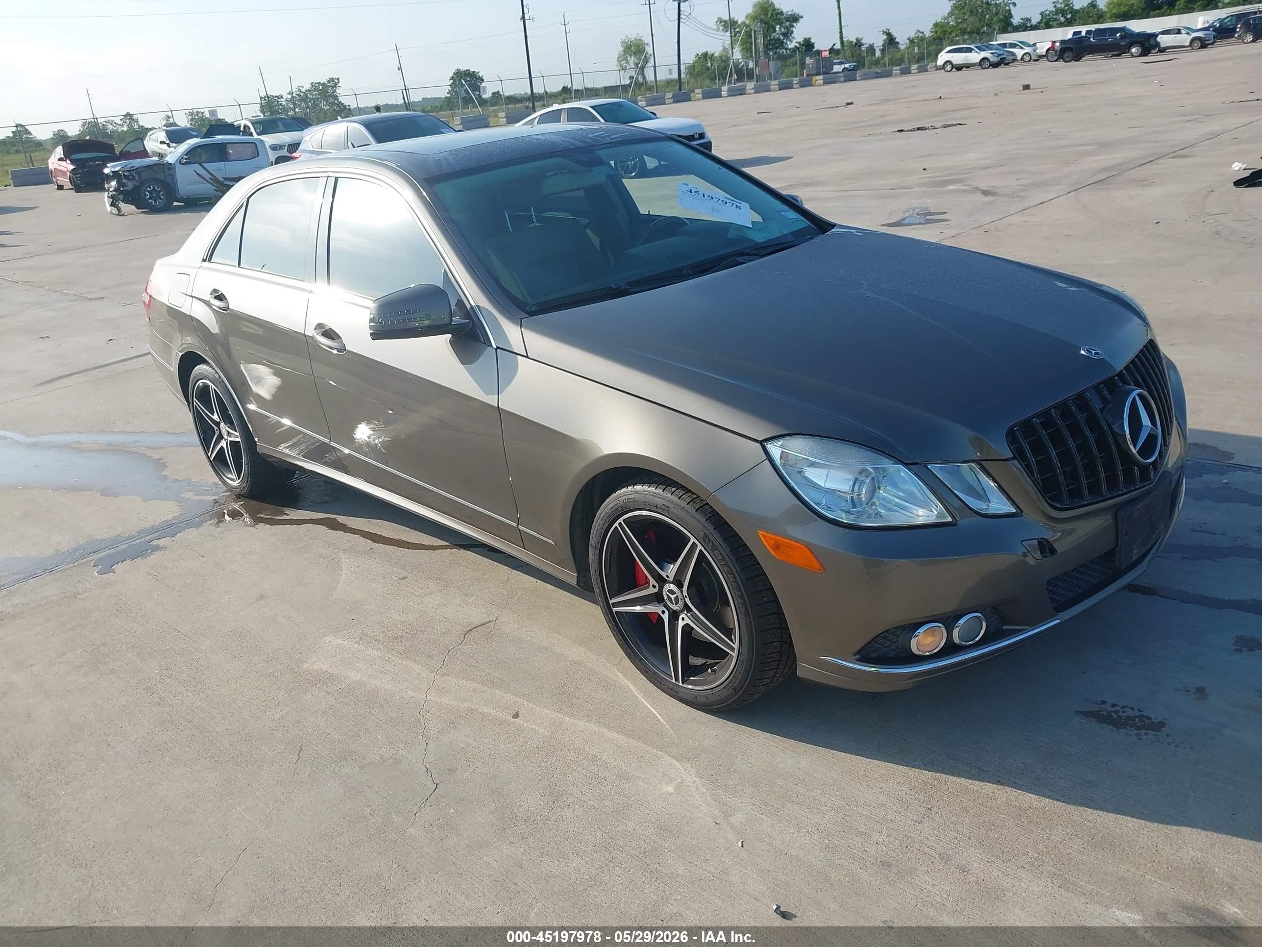 2011 Mercedes-Benz E 350 Luxury, VIN WDDHF5GB2BA292338 — Hail