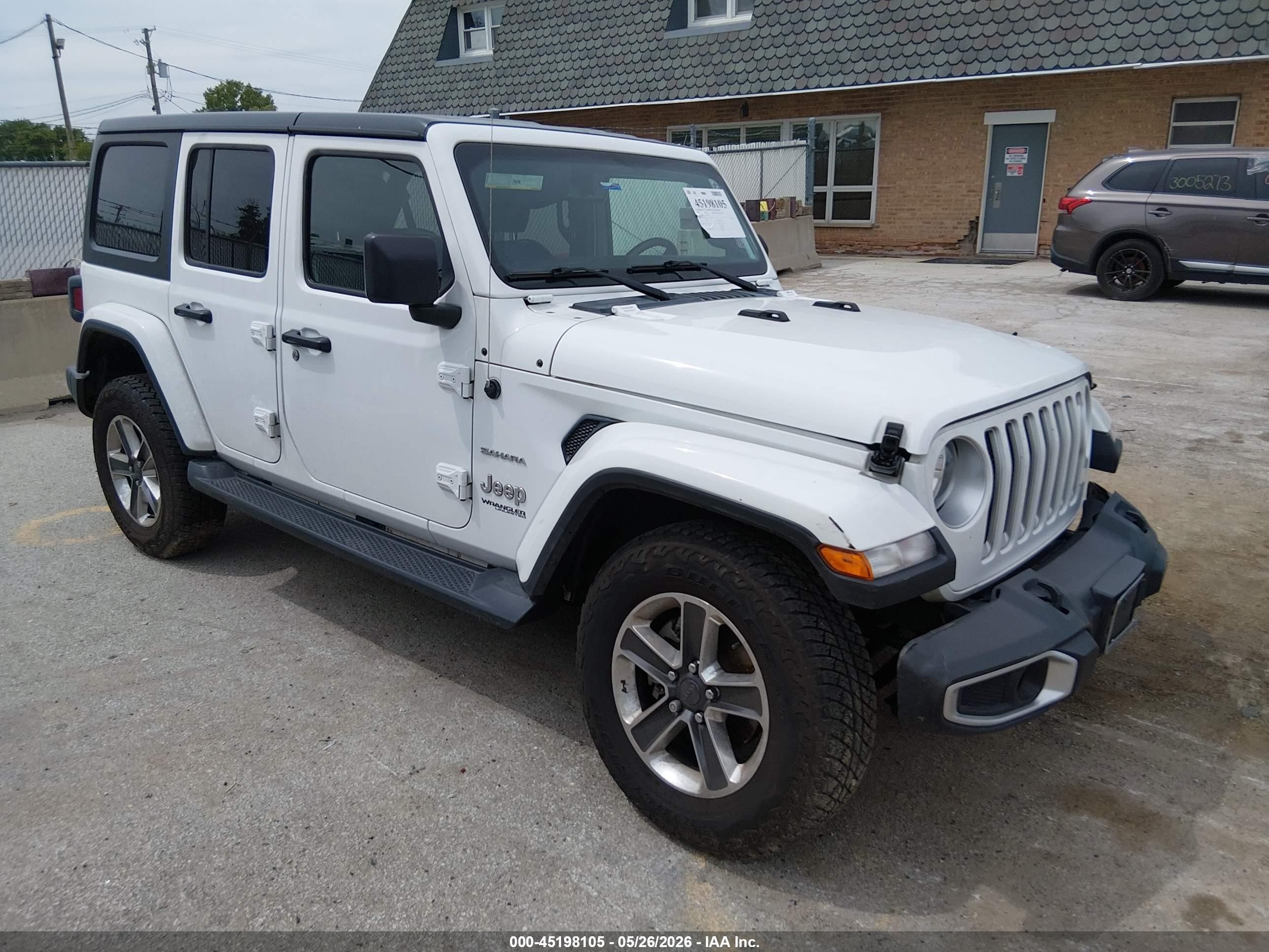 2018 Jeep Wrangler Unlimited Moab, VIN 1C4HJXEG5JW320895 — Front end
