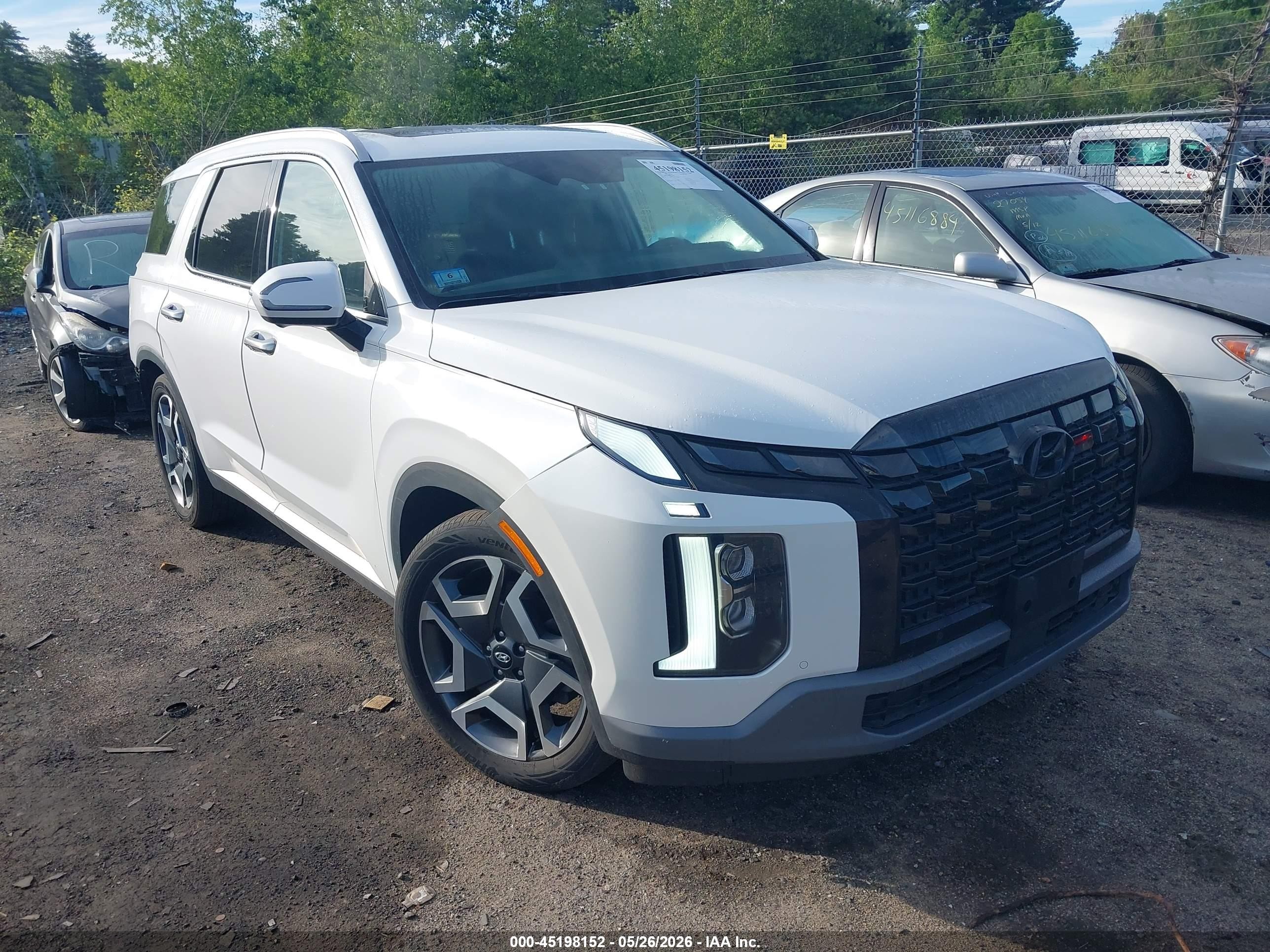 2024 Hyundai Palisade Limited, VIN KM8R5DGE9RU766862 — Rear end