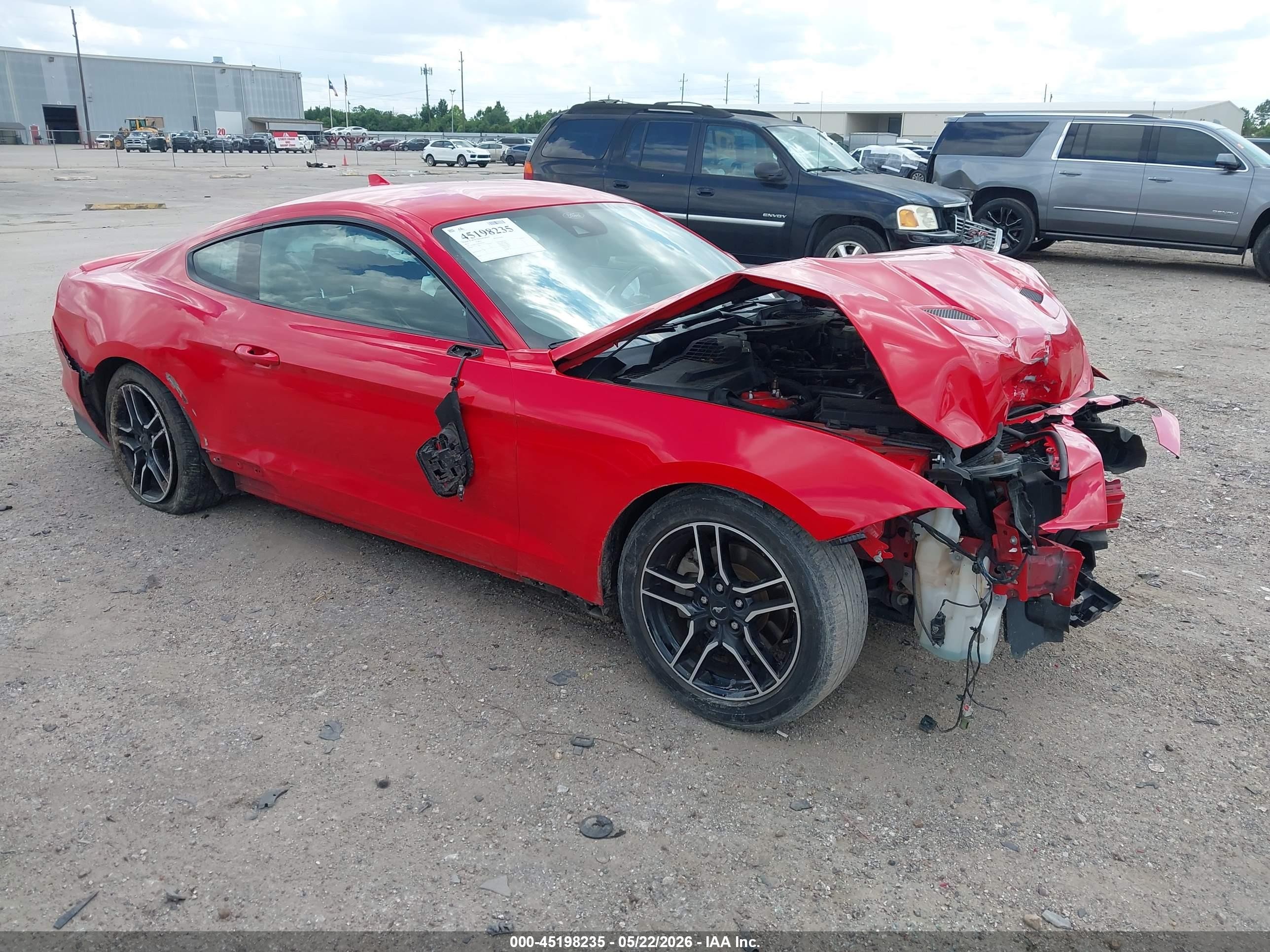 2022 Ford Mustang EcoBoost, VIN 1FA6P8TH6N5102067 — Front end