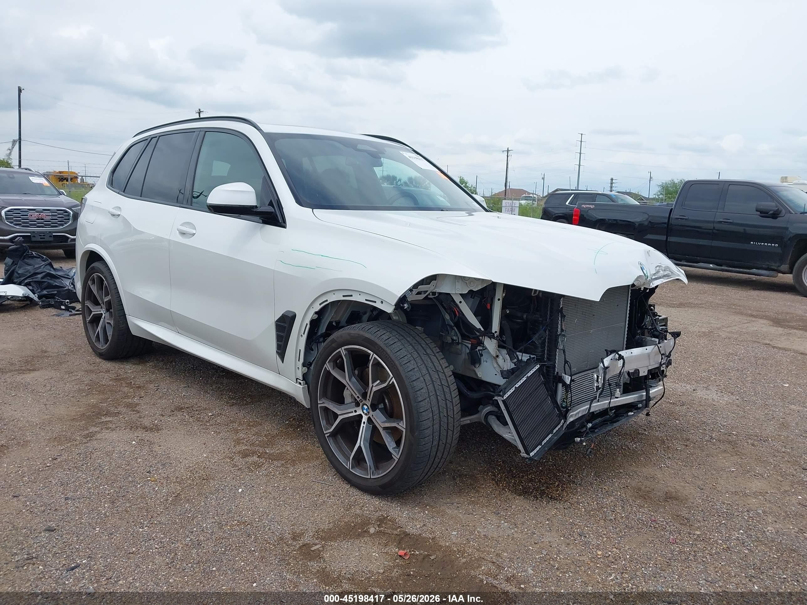 2025 BMW X5 xDrive40i, VIN 5UX23EU09S9Y86985 — Перед