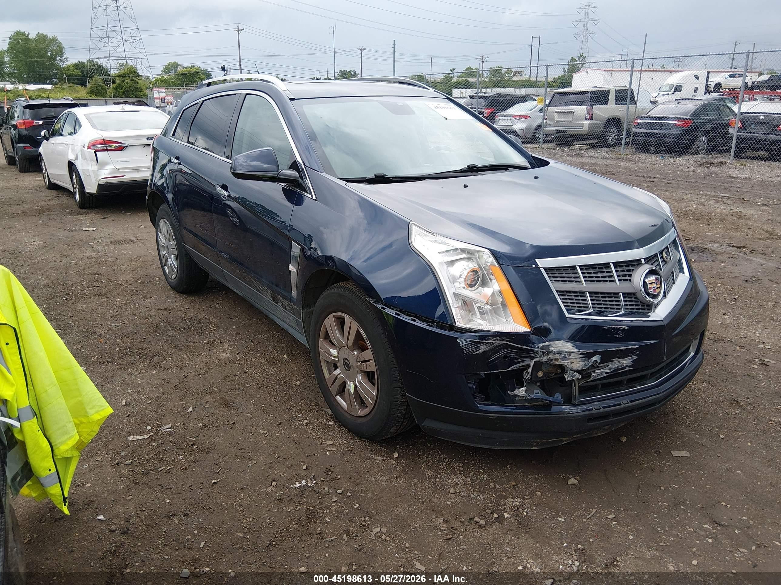 2011 Cadillac SRX Luxury Collection, VIN 3GYFNAEY8BS641564 — Front end