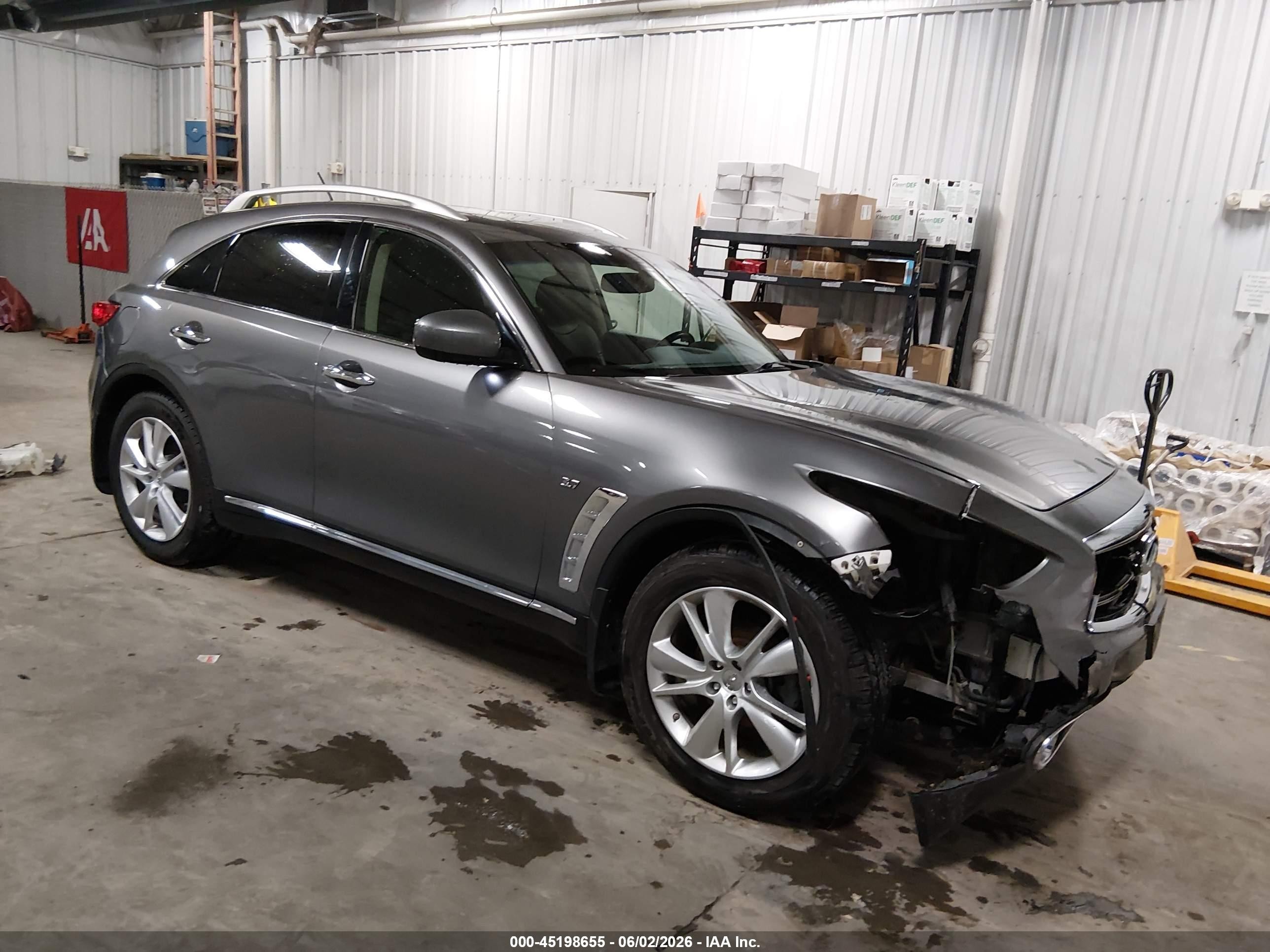 2014 Infiniti QX70, VIN JN8CS1MW9EM412465 — Front end