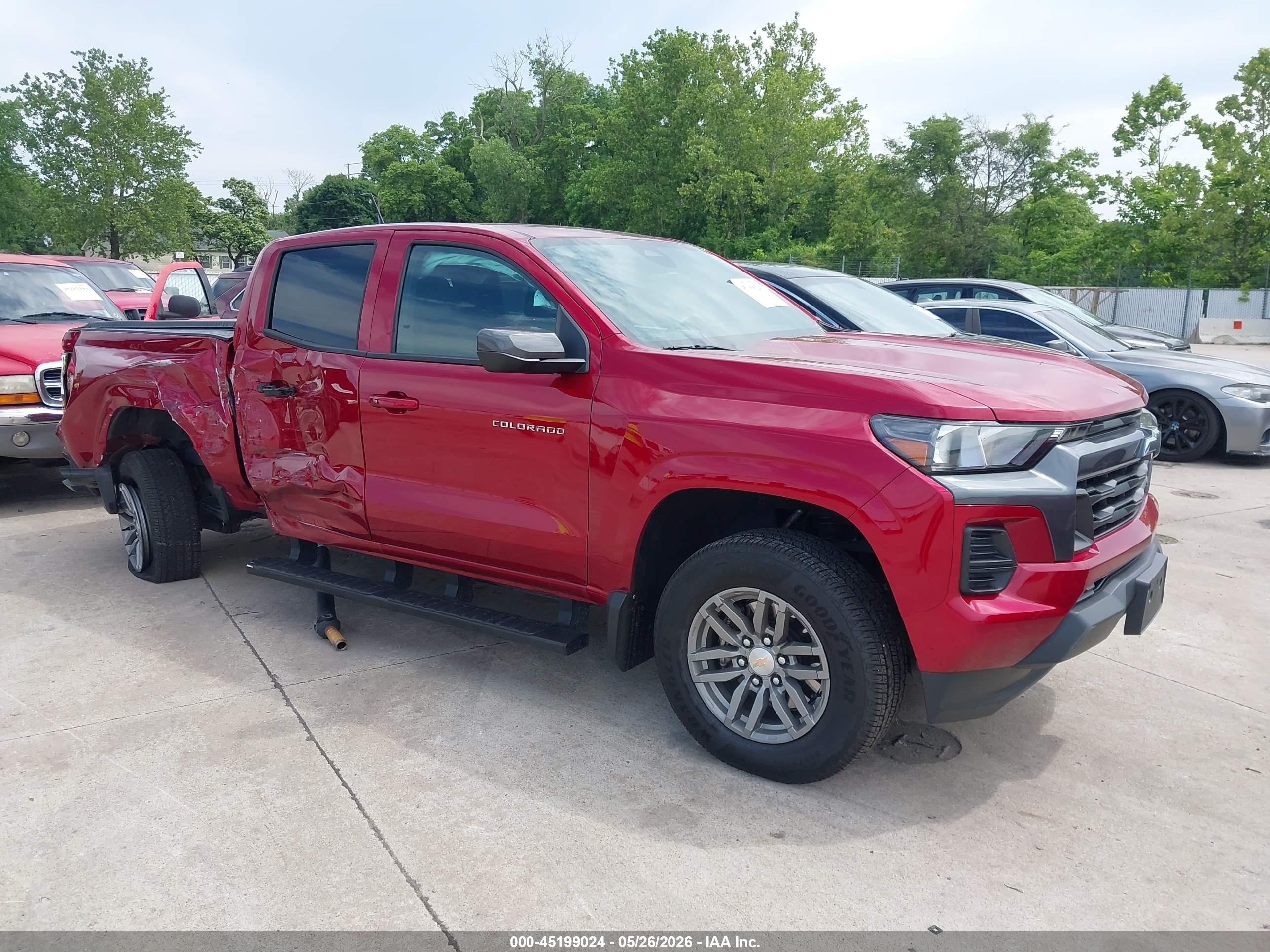 2025 Chevrolet Colorado 4WD LT, VIN 1GCPTCEK1S1219435 — Rear end