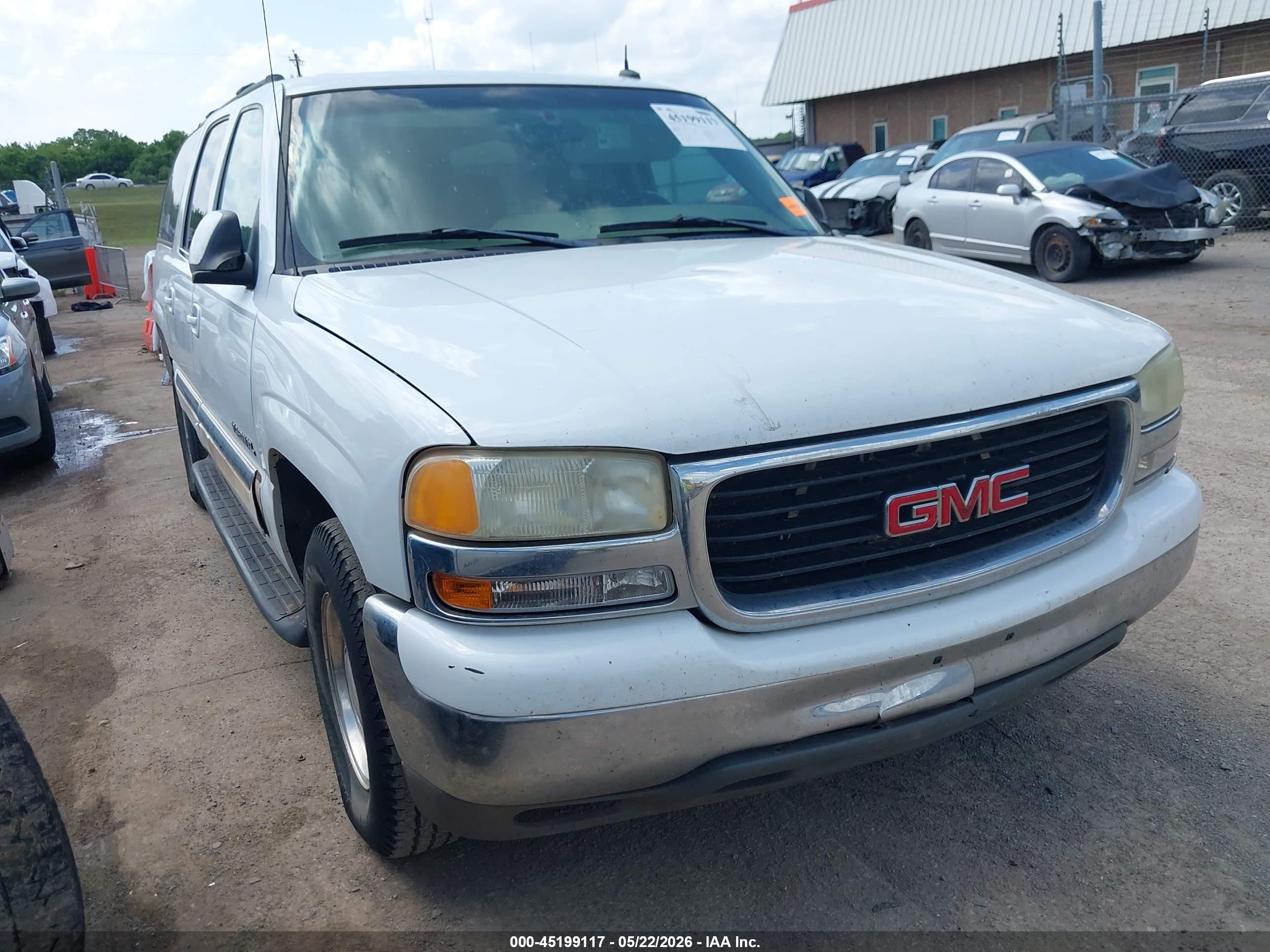 2003 GMC Yukon XL SLT, VIN 3GKEC16Z53G317401 — Бок