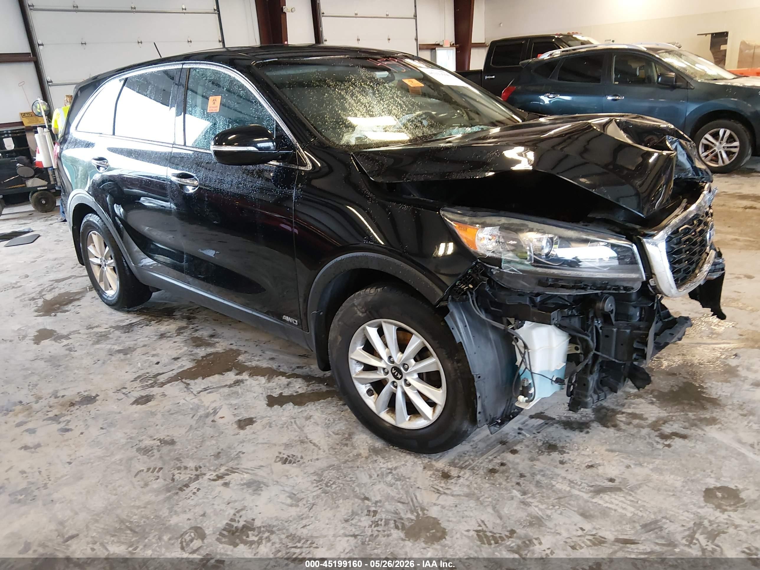 2019 Kia Sorento LX, VIN 5XYPGDA33KG461488 — Front end