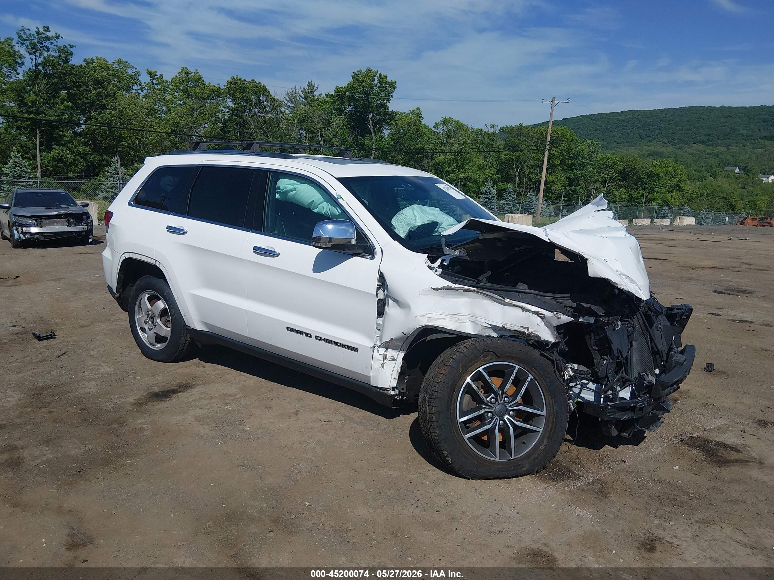 2020 Jeep Grand Cherokee Limited, VIN 1C4RJFBG8LC112002 — Front end