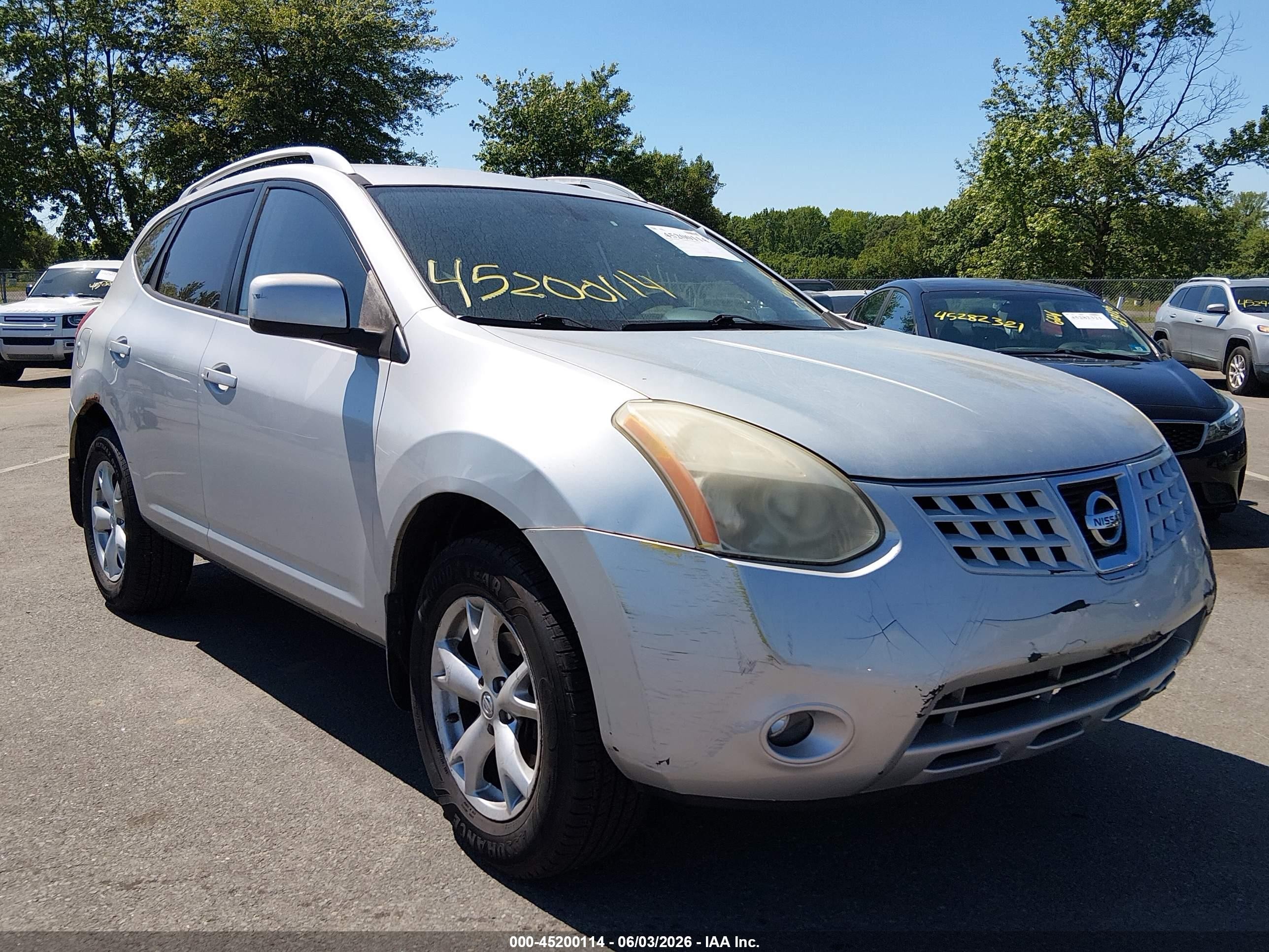 2008 Nissan Rogue SL, VIN JN8AS58V08W106392 — Side