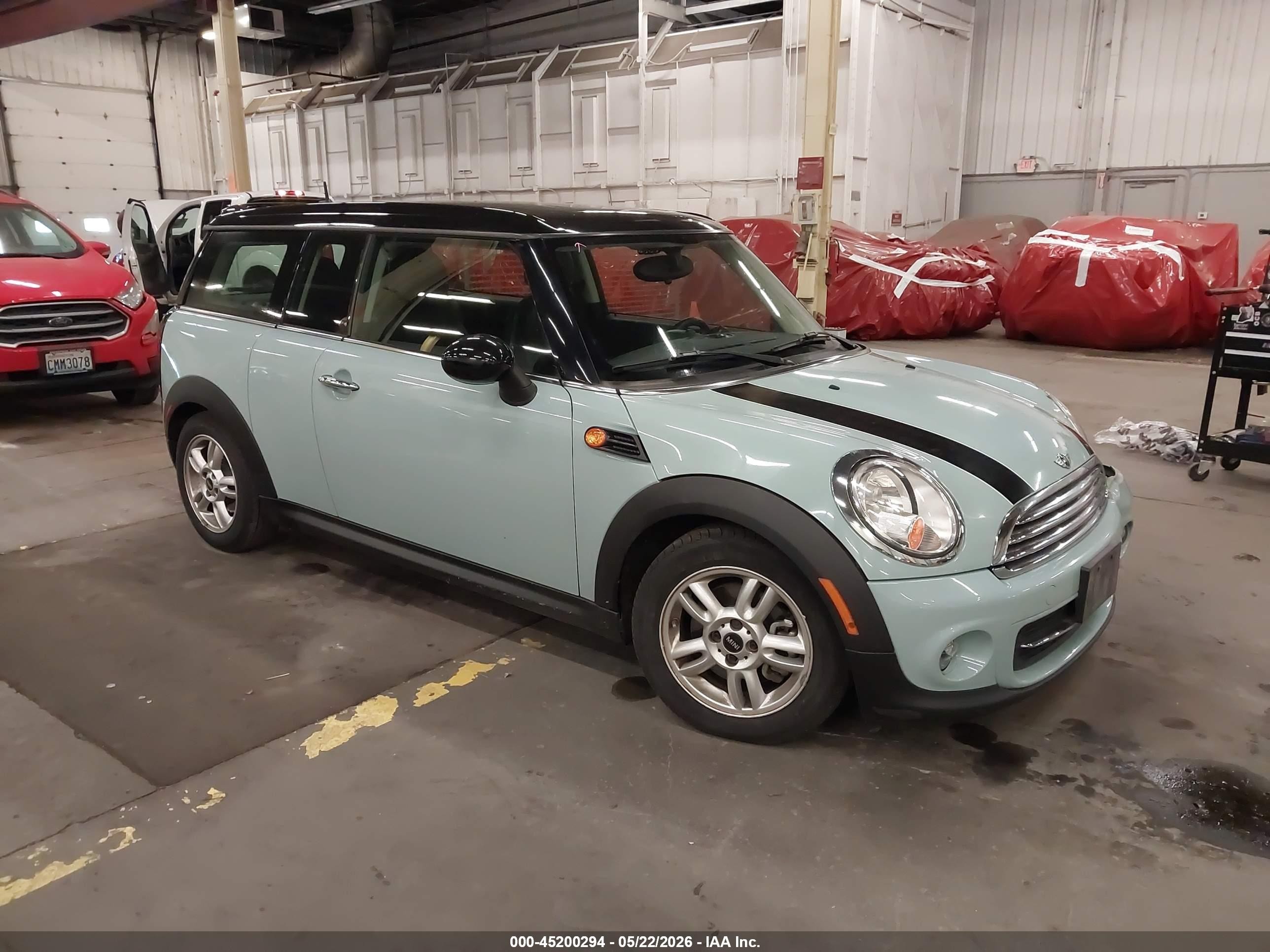 2013 MINI Clubman, VIN WMWZF3C52DT489548 — Front end