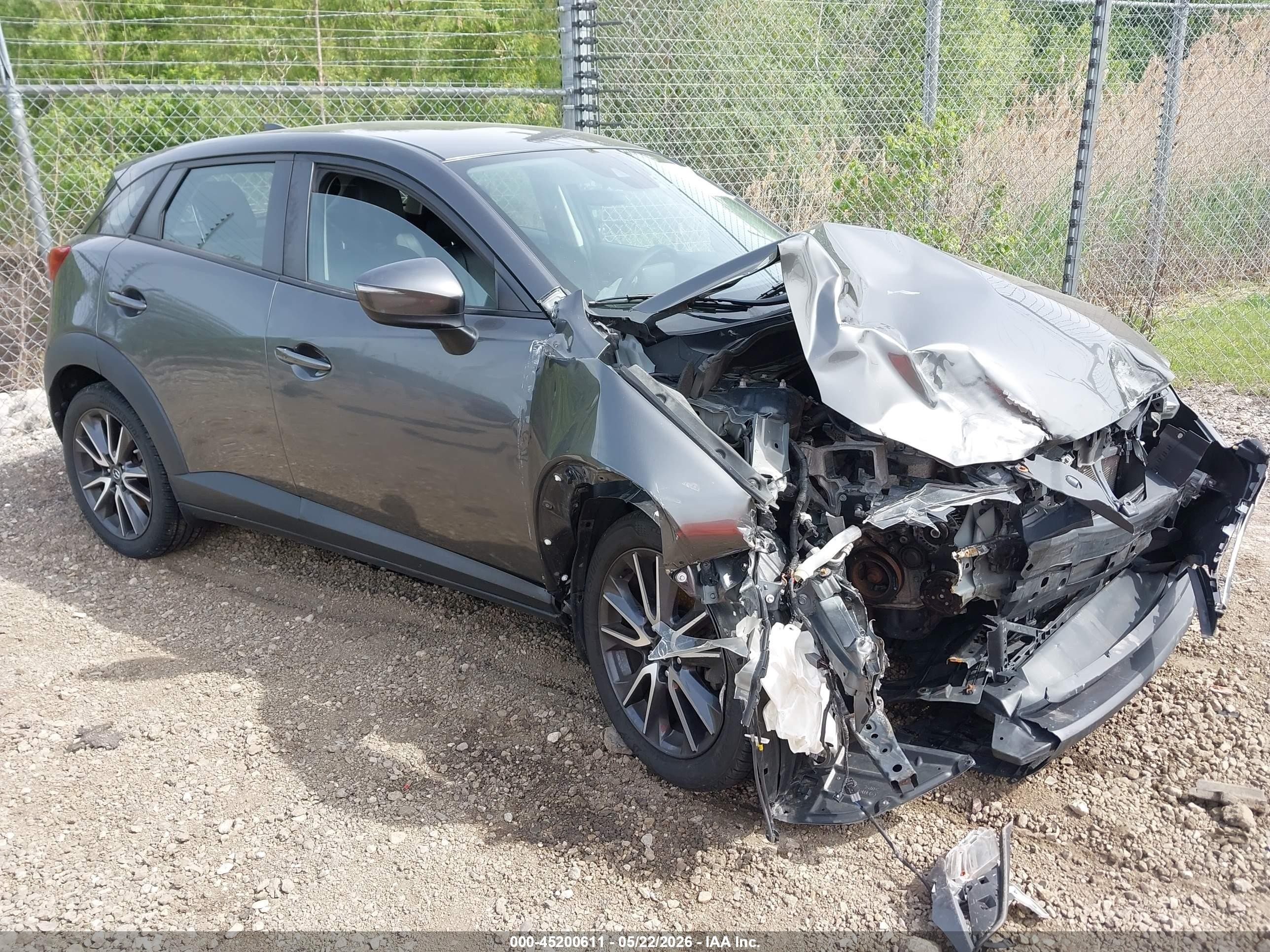 2018 Mazda CX-3 Touring, VIN JM1DKFC74J0314873 — Front end