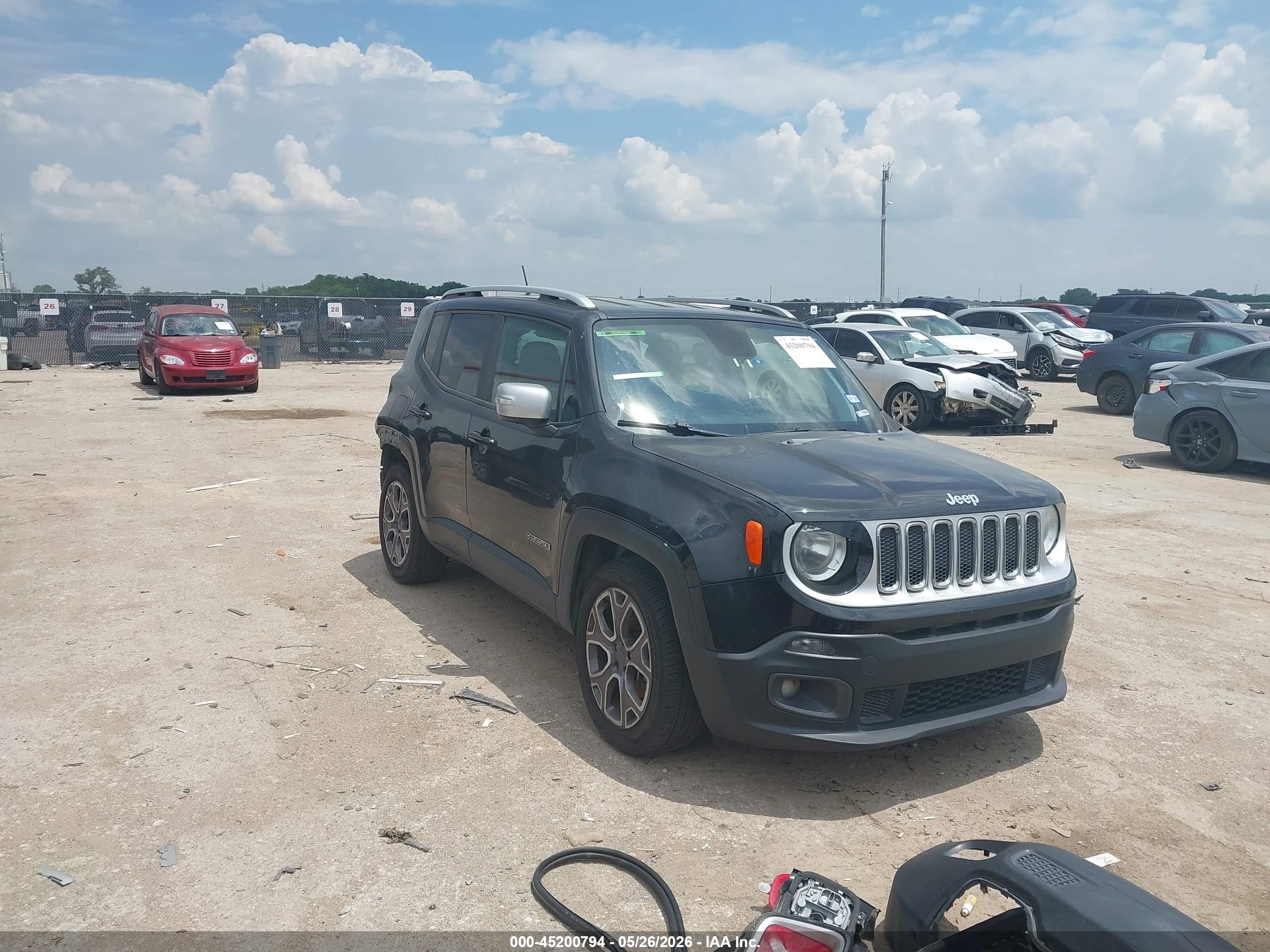 2018 Jeep Renegade Limited, VIN ZACCJADB2JPG68633 — Зад