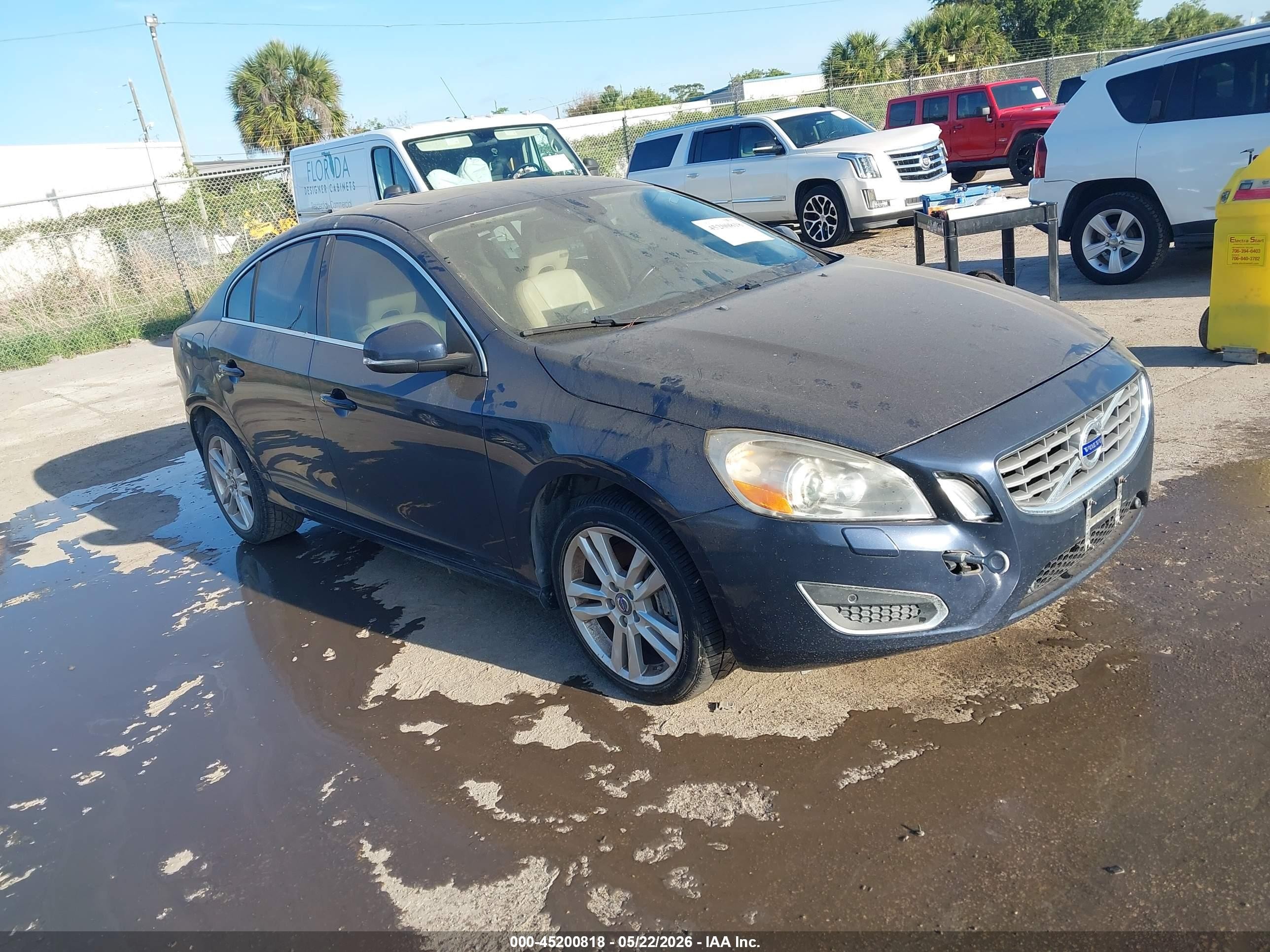 2013 Volvo S60 T5 Premier, VIN YV1612FS6D2202180 — Mechanical