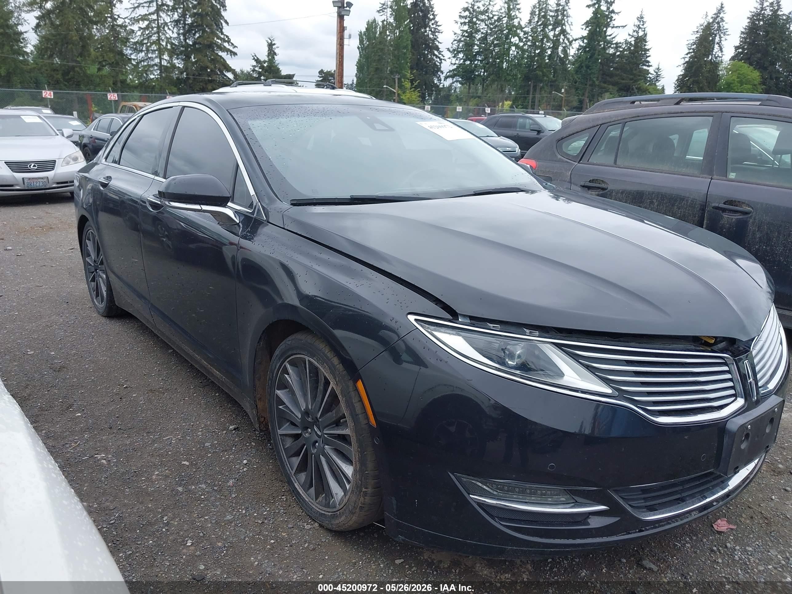 2015 Lincoln MKZ Hybrid, VIN 3LN6L2LU2FR600972 — Front end