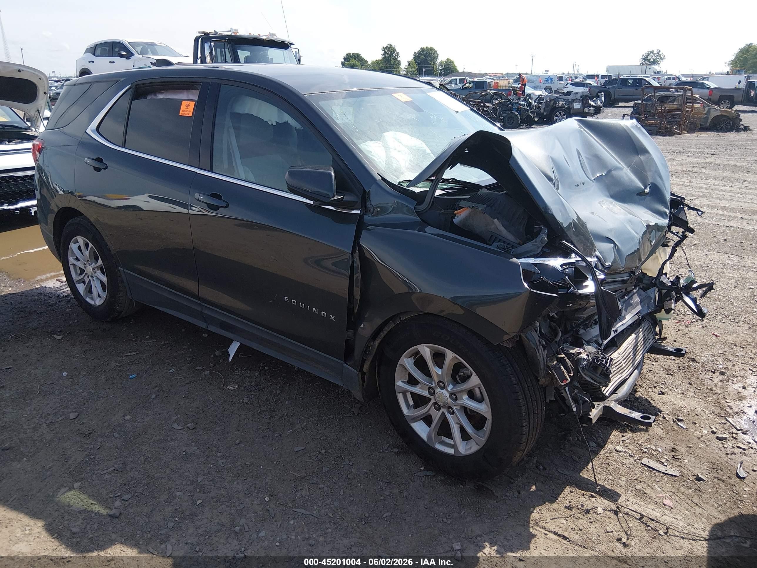 2018 Chevrolet Equinox LT, VIN 3GNAXJEVXJS502736 — Front end