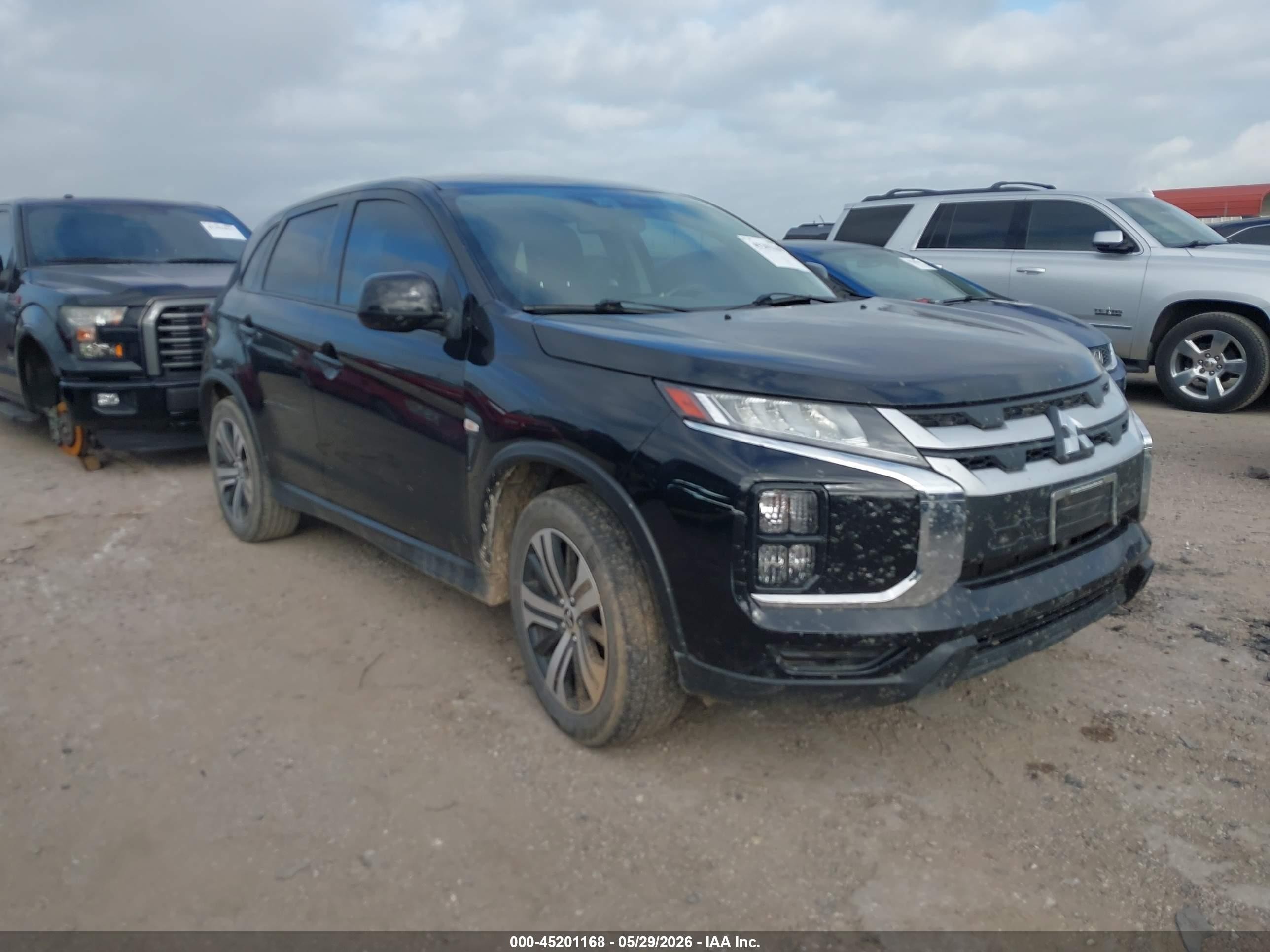 2021 Mitsubishi Outlander ES, VIN JA4APUAU7MU027214 — Hail