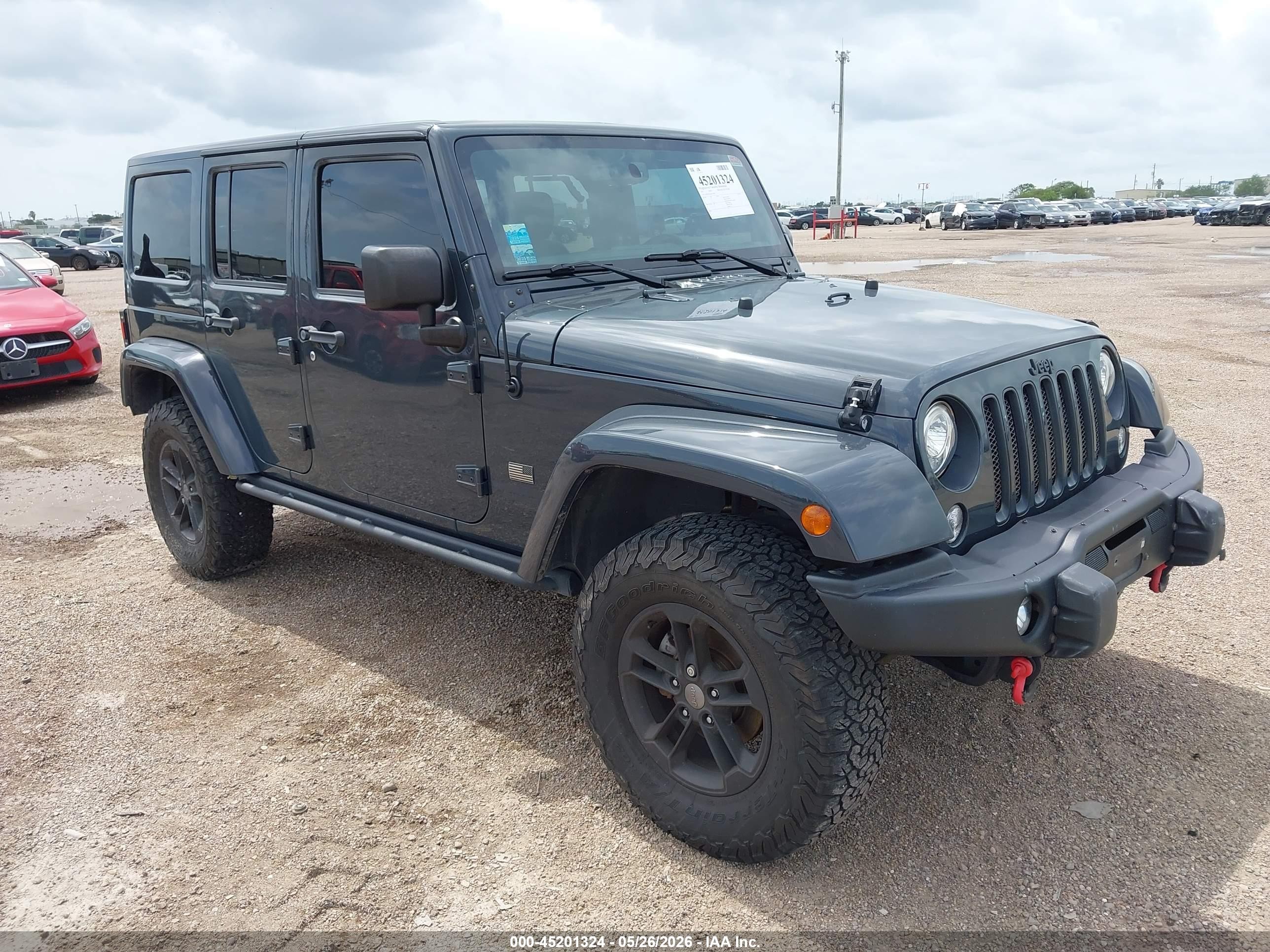 2017 Jeep Wrangler Unlimited Sahara, VIN 1C4HJWEGXHL616064 — Rear end