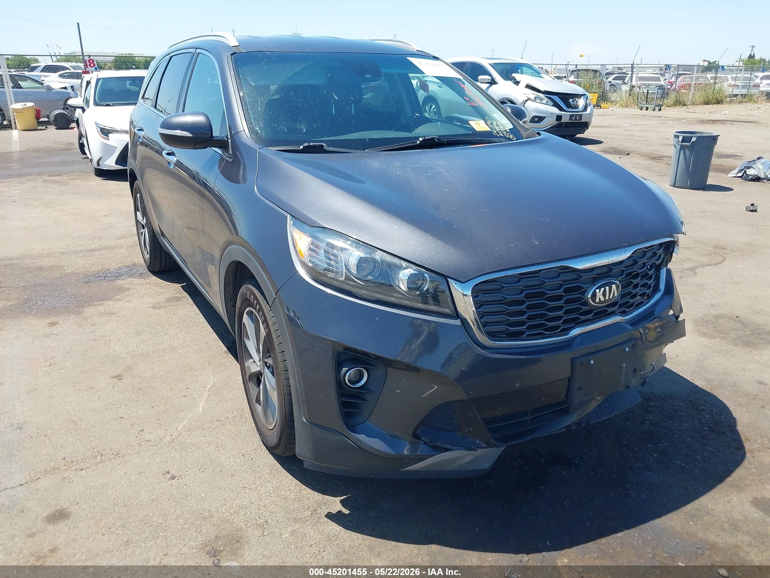 2019 Kia Sorento EX, VIN 5XYPH4A50KG454366 — Front end