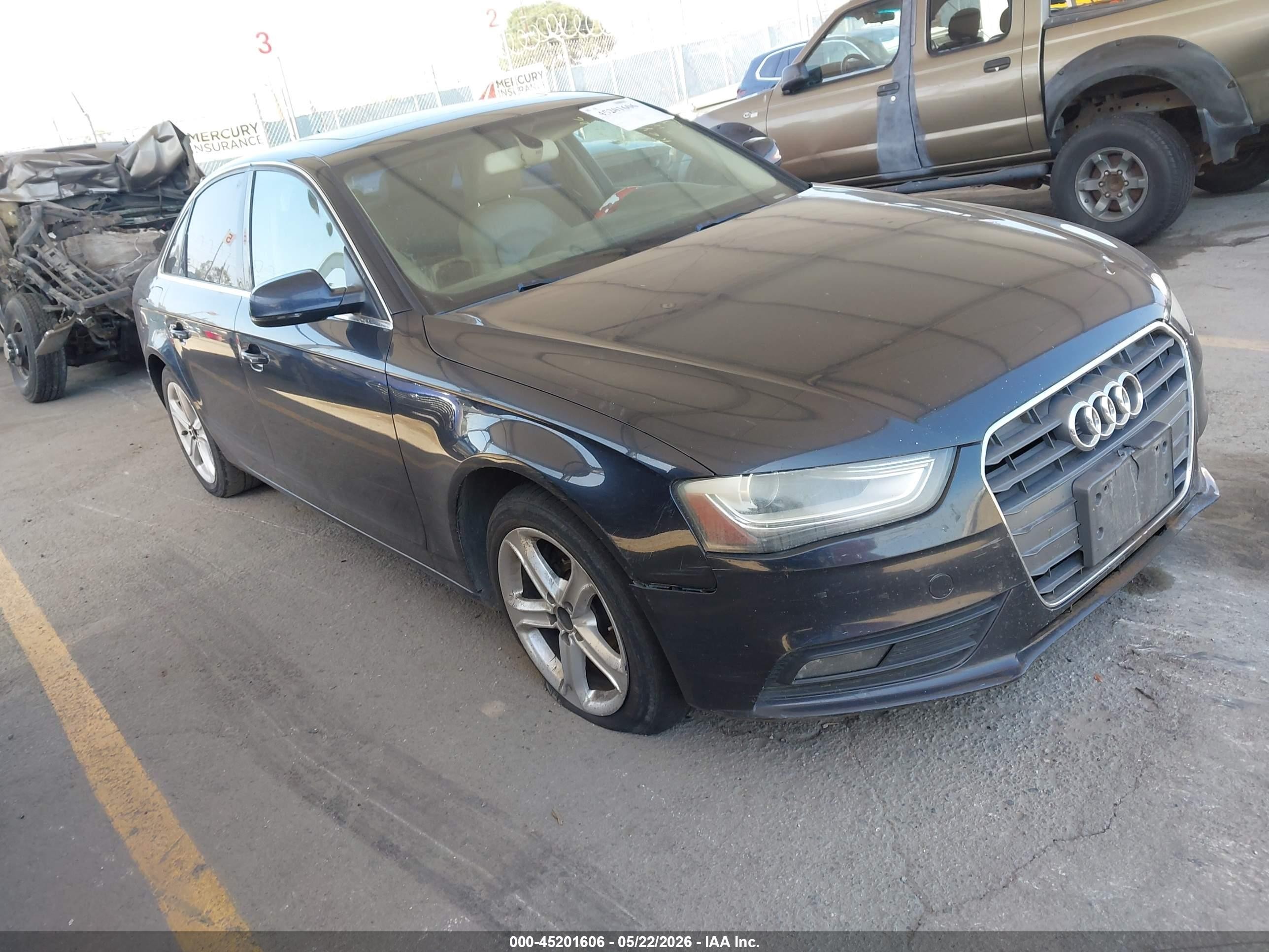 2013 Audi A4 Premium, VIN WAUAFAFL4DN044437 — После угона