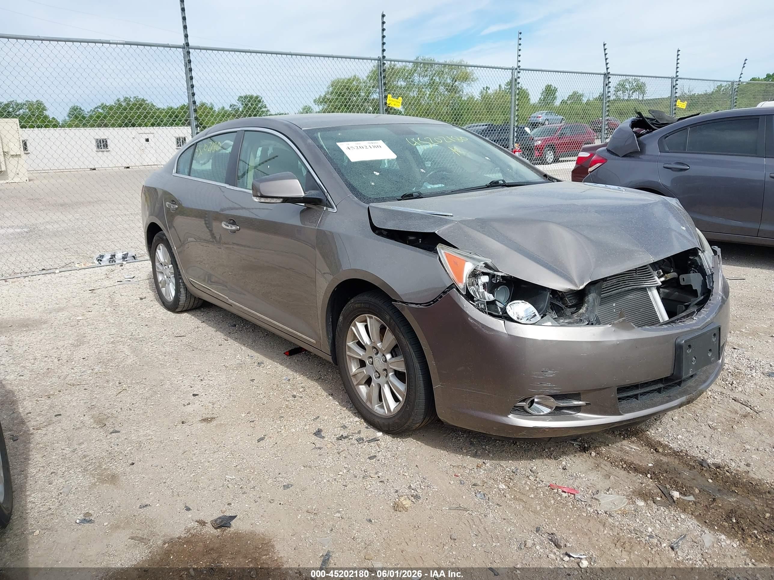 2012 Buick LaCrosse Premium 1, VIN 1G4GD5ER2CF359175 — Front end