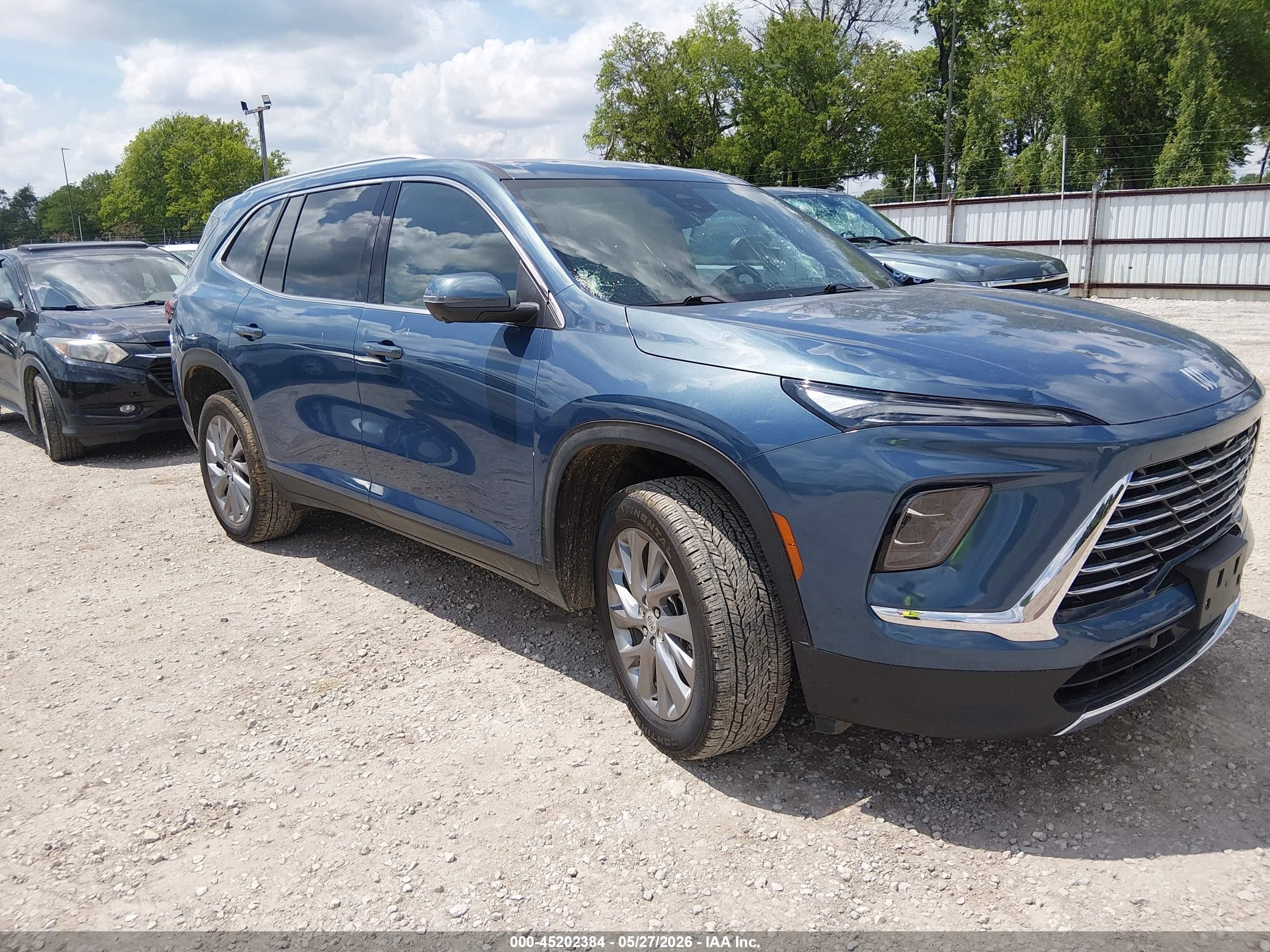 2025 Buick Enclave Preferred, VIN 5GAEVARSXSJ284818 — Град