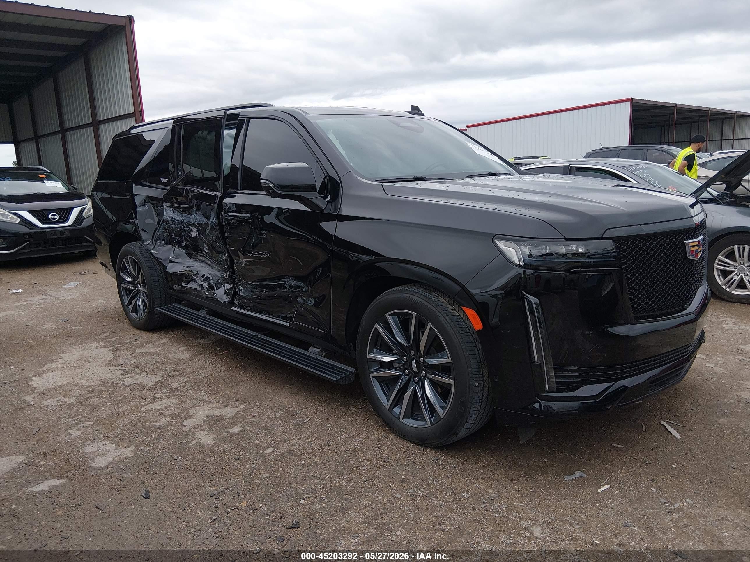 2024 Cadillac Escalade ESV 4WD Sport, VIN 1GYS4PKL6RR229220 — Бок