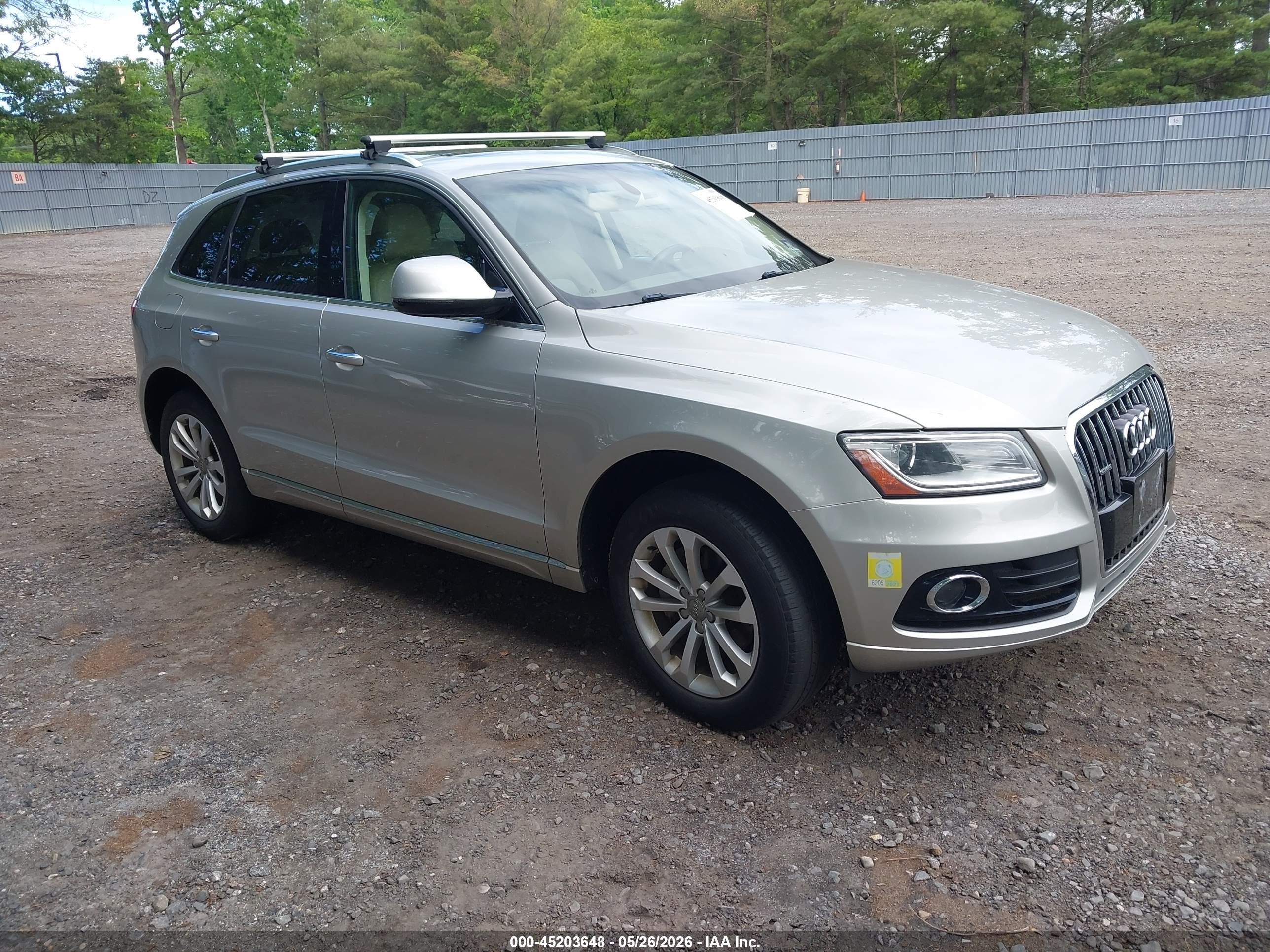 2016 Audi Q5 Premium, VIN WA1C2AFPXGA044152 — Water / flood