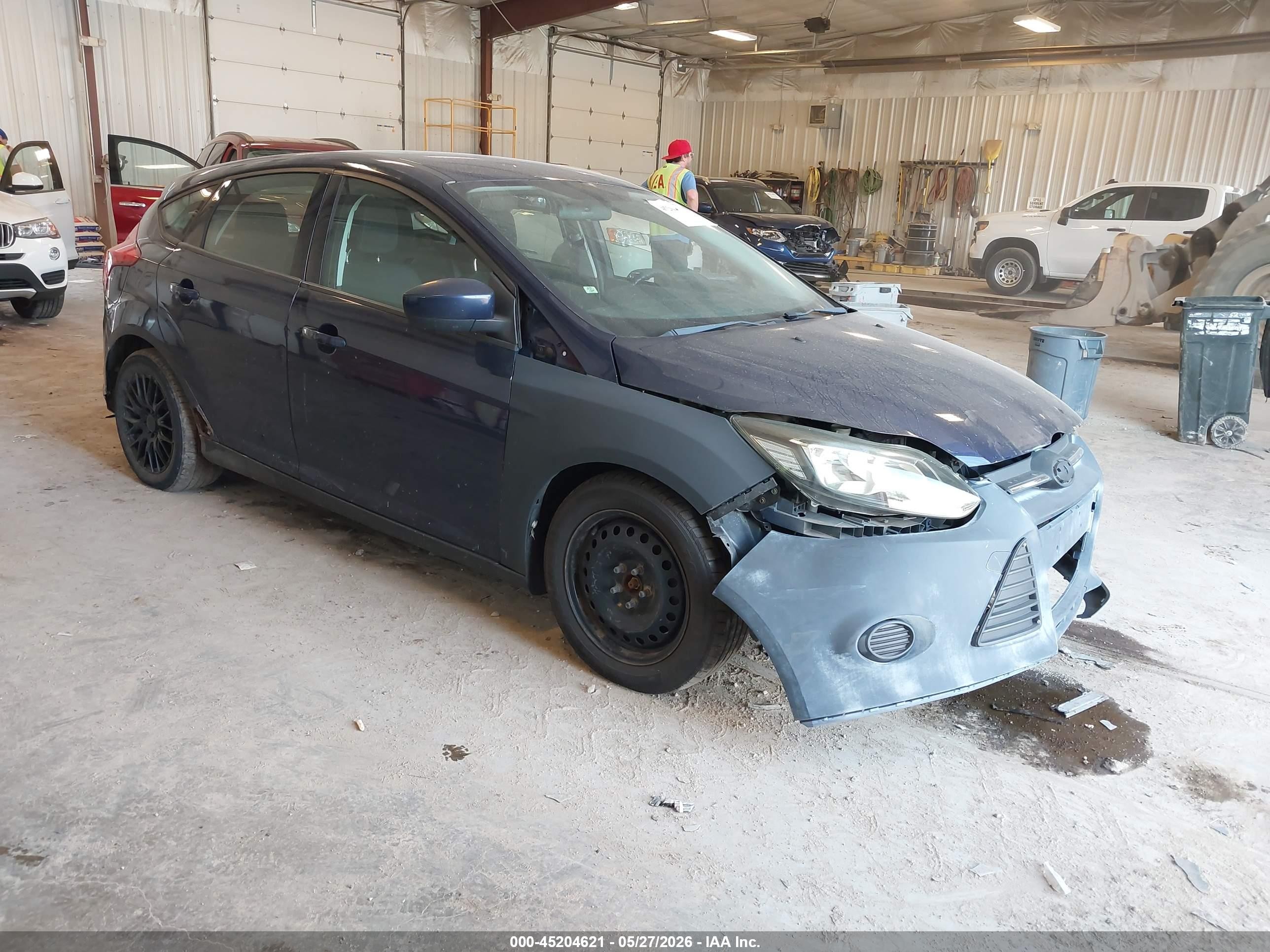 2012 Ford Focus SE, VIN 1FAHP3K25CL119363 — All over