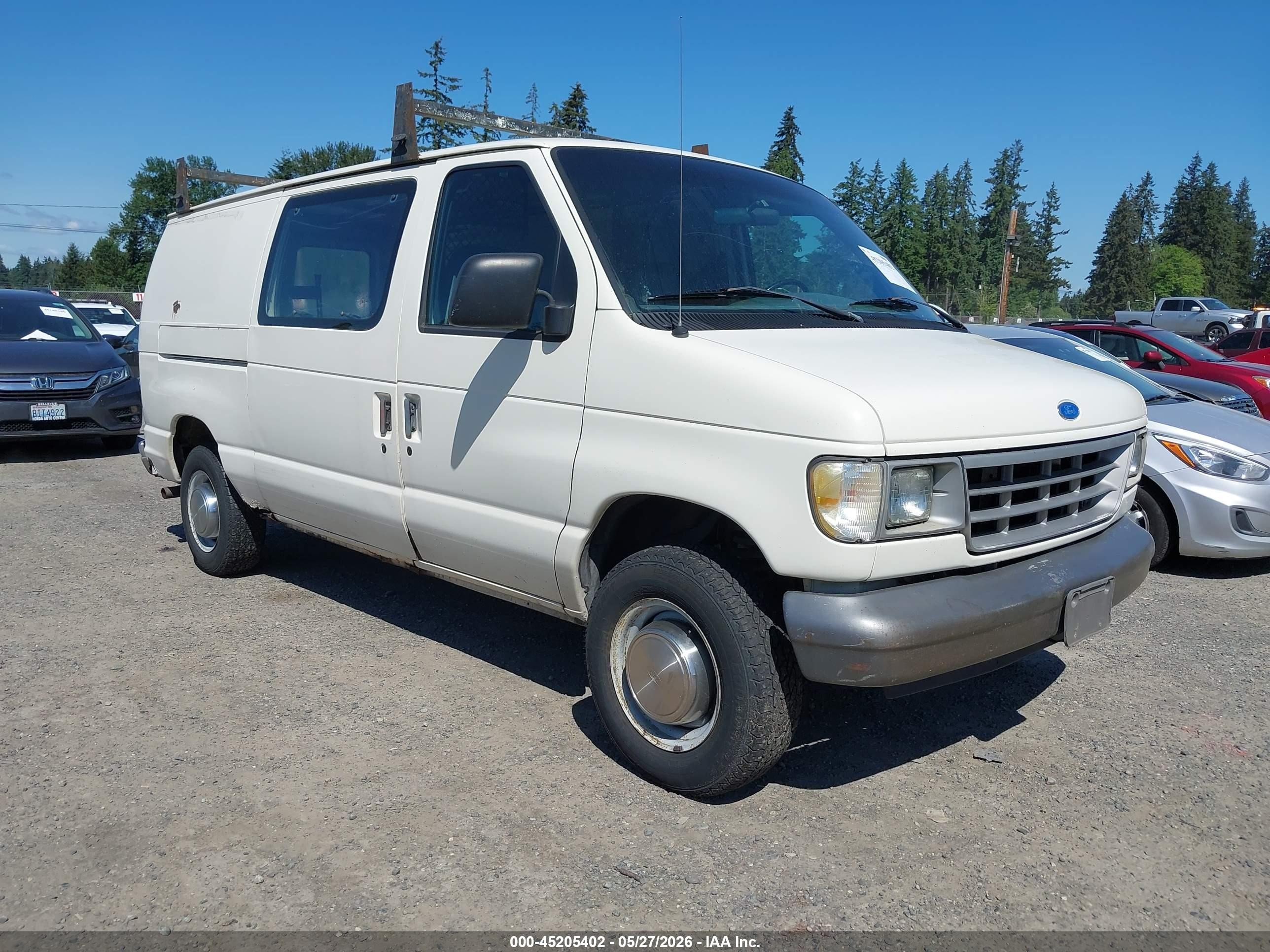 1996 Ford Econoline Cargo, VIN 1FTFE24H2THA16567 — Normal wear