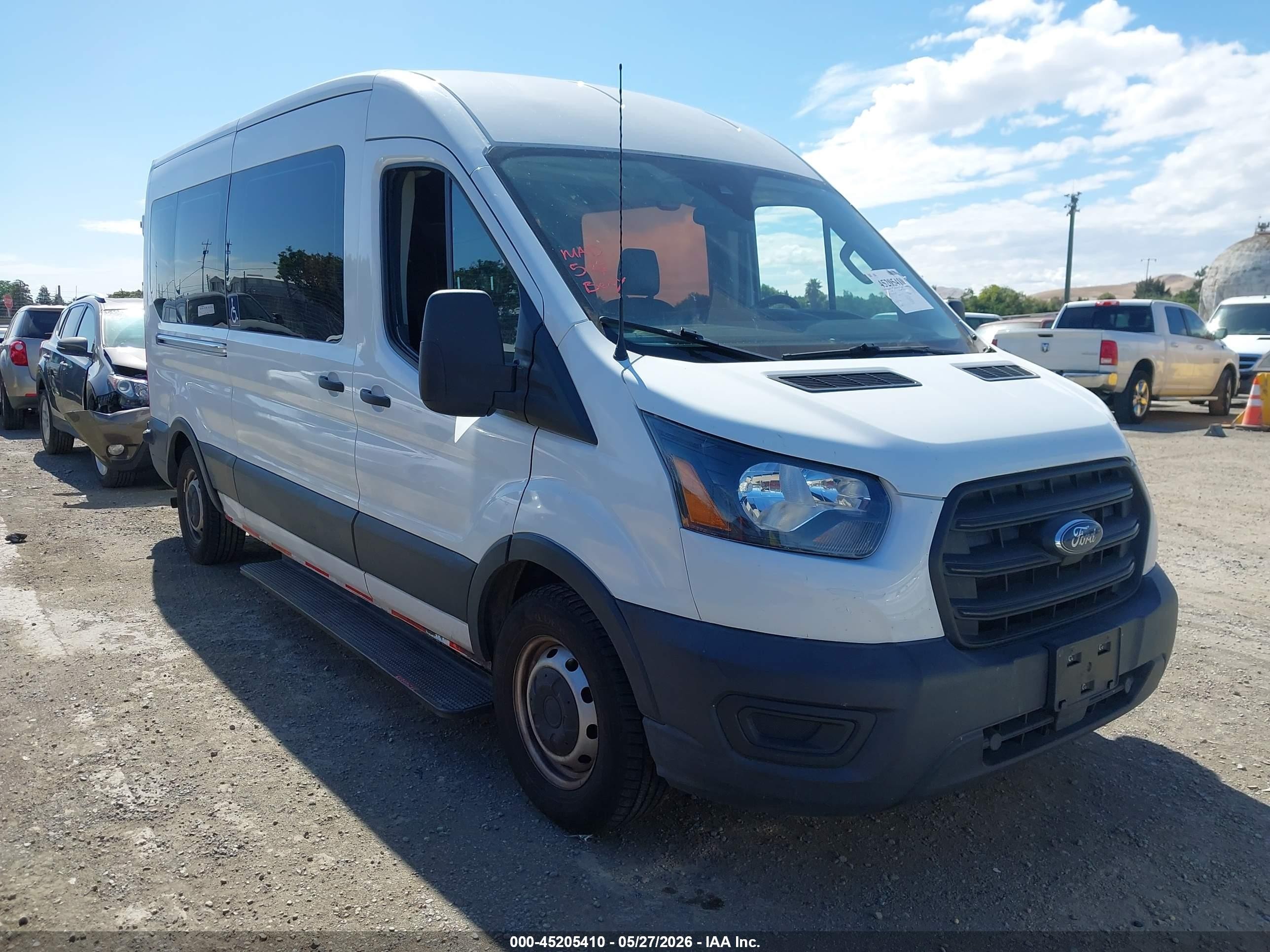 2020 Ford Transit Passenger XL, VIN 1FDAX2C80LKA16524 — Rear end