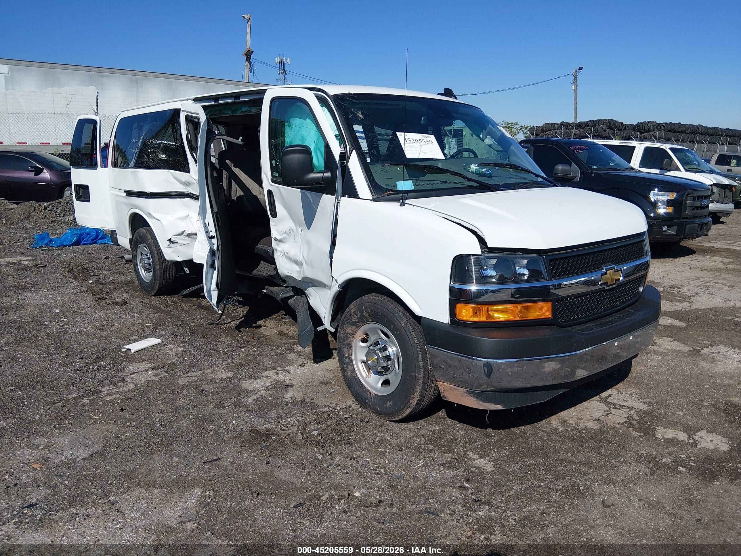 2025 Chevrolet Express Passenger LT, VIN 1GAZGPFP4S1258270 — Side