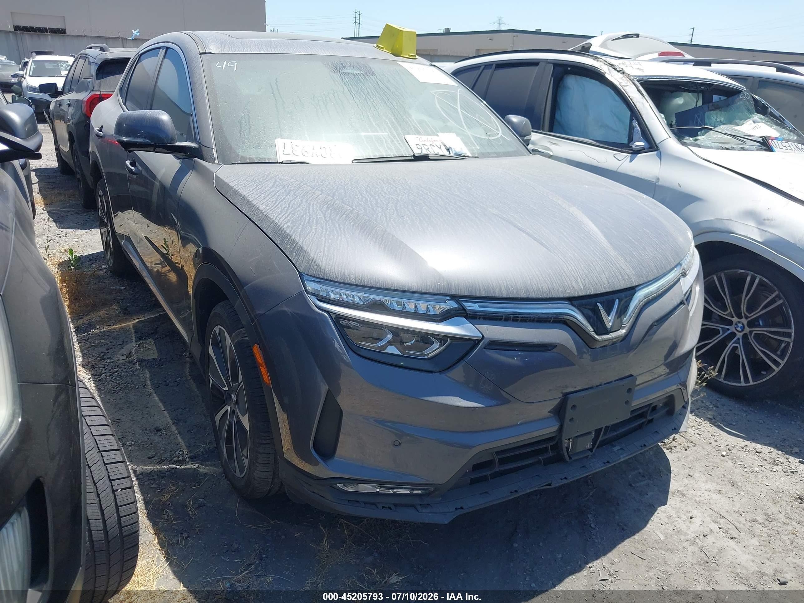 2024 VinFast VF 8 Plus, VIN RLLV1AFA0RH007981 — Front end