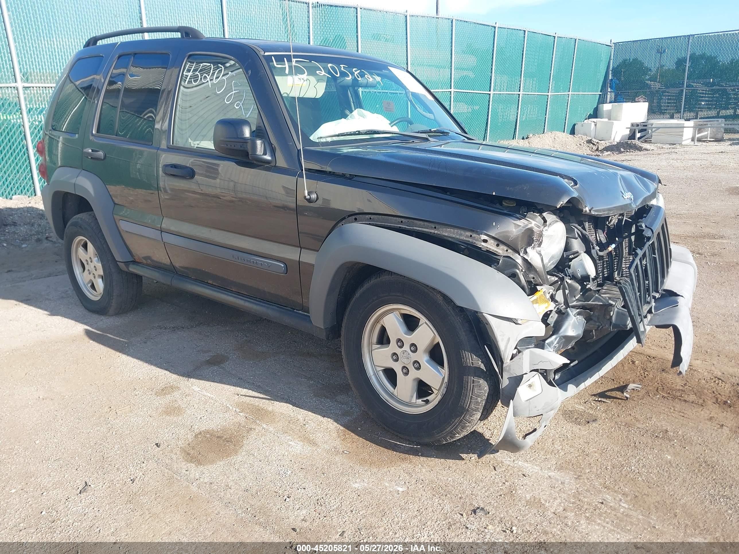 2006 Jeep Liberty Sport, VIN 1J8GL48K06W119667 — Front end