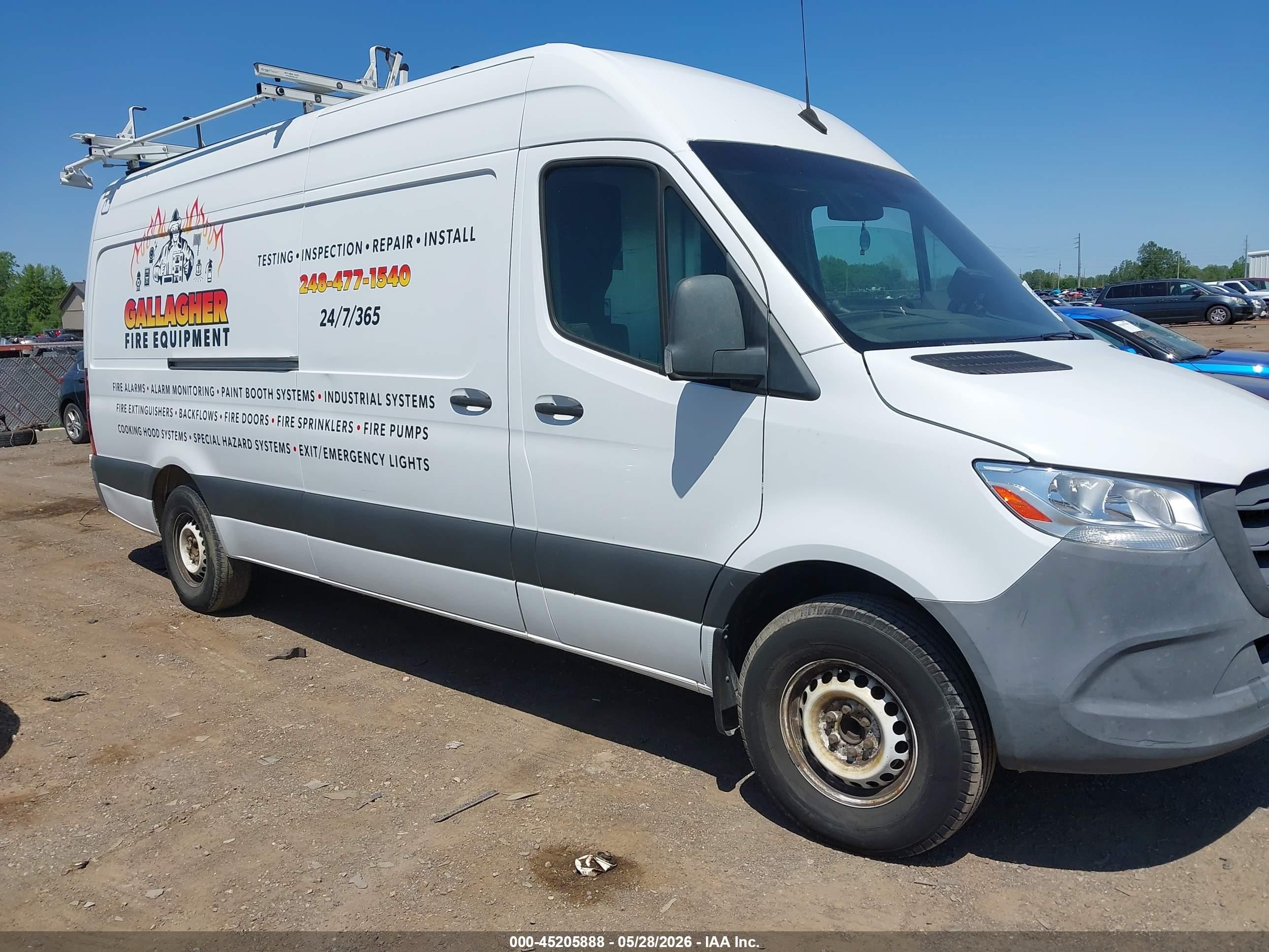 2020 Mercedes-Benz Sprinter Cargo, VIN W1Y40CHY4LT029013 — Rear end