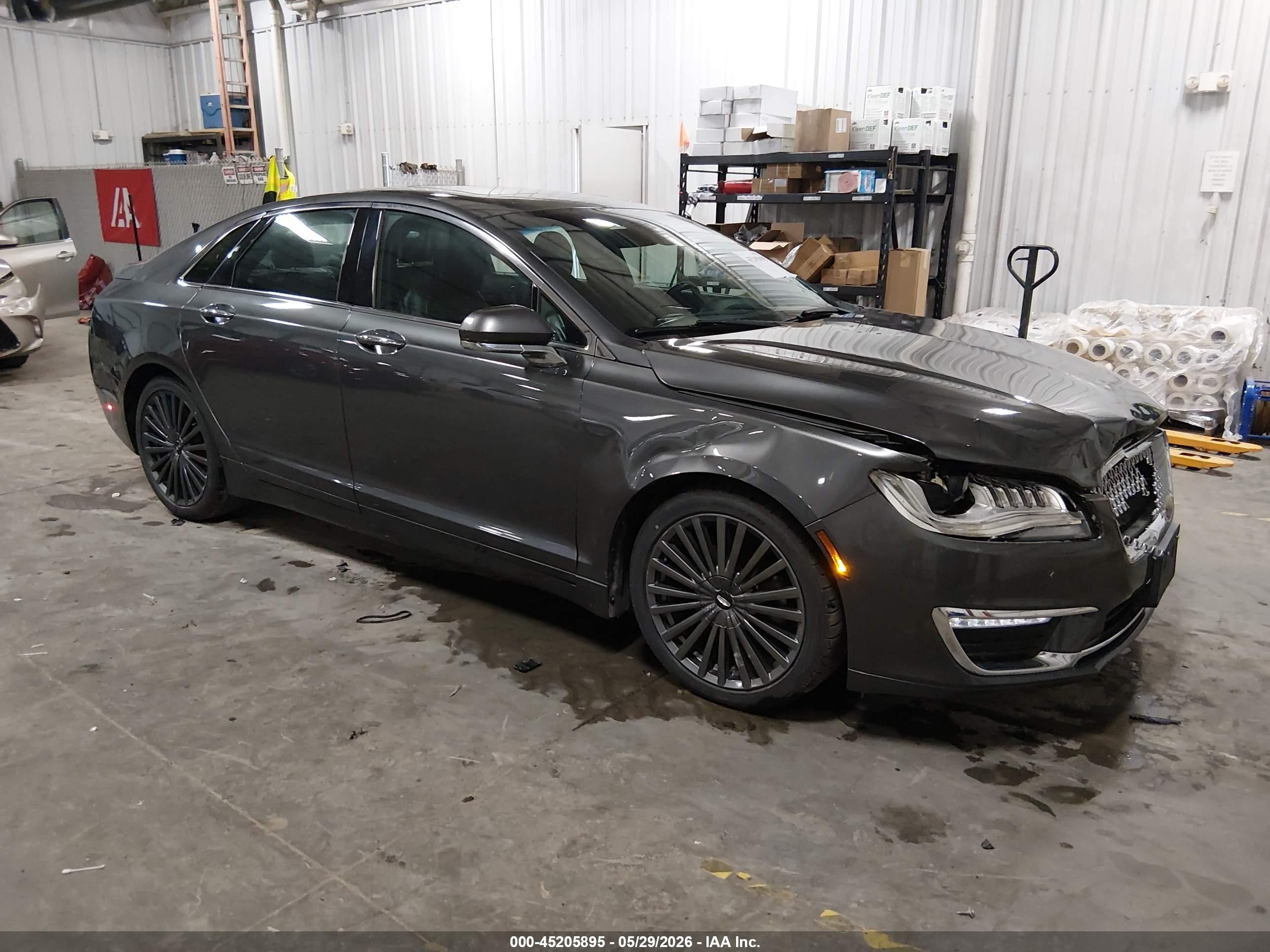 2017 Lincoln MKZ Reserve, VIN 3LN6L5F94HR644953 — Front end